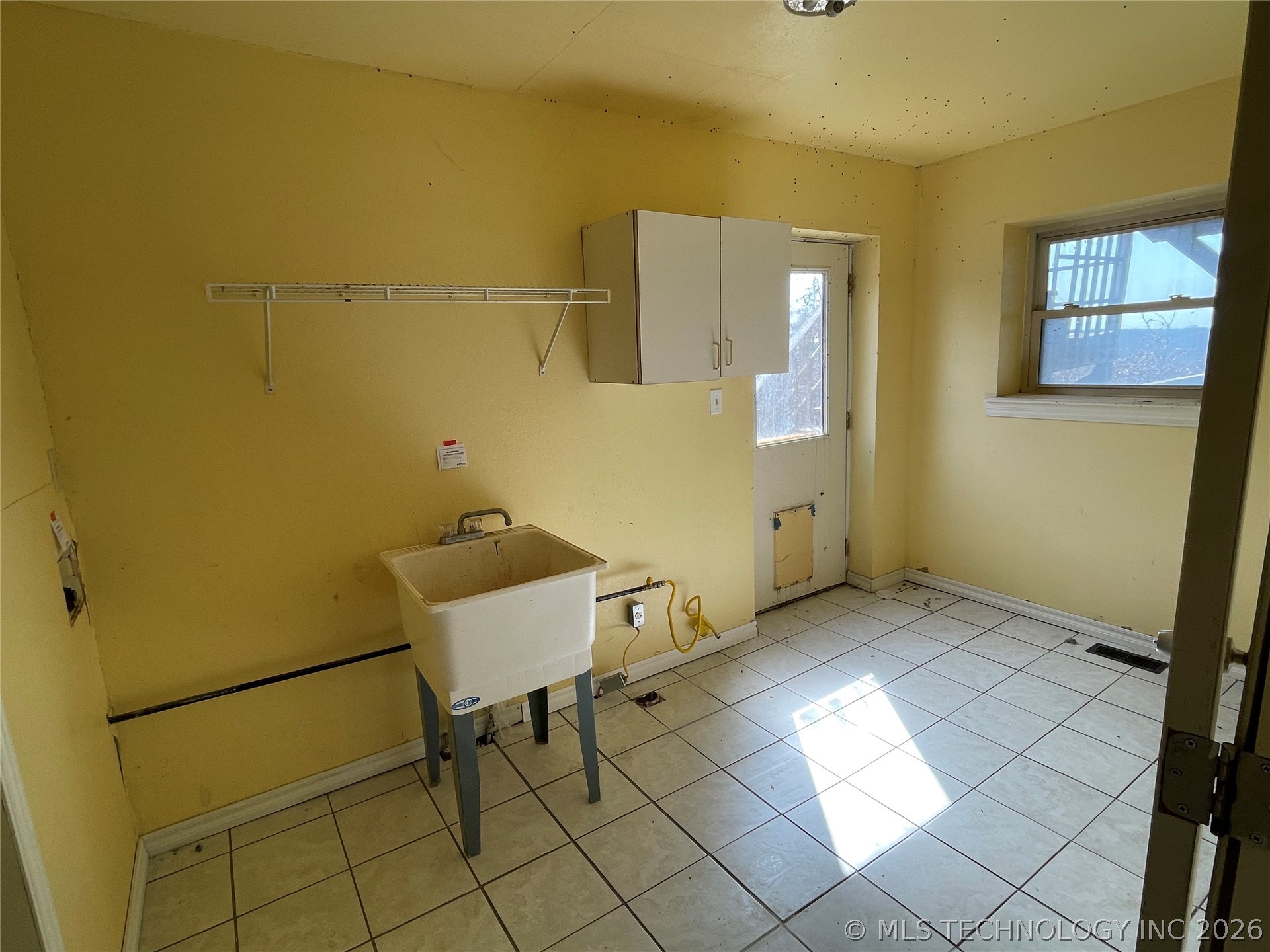 3975 Kennedy Road Property Photo 23