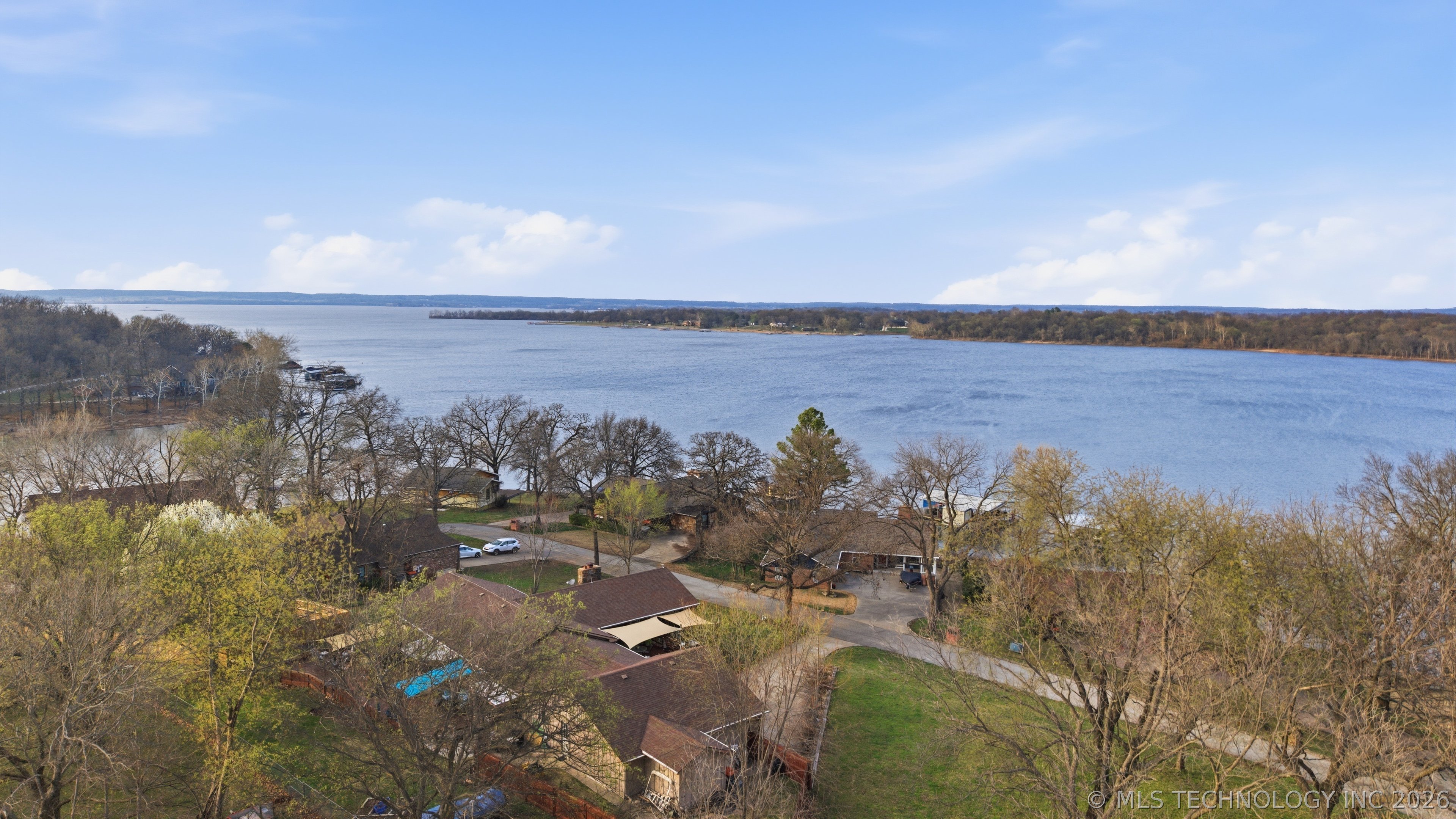 1504 Carey Drive Property Photo 2