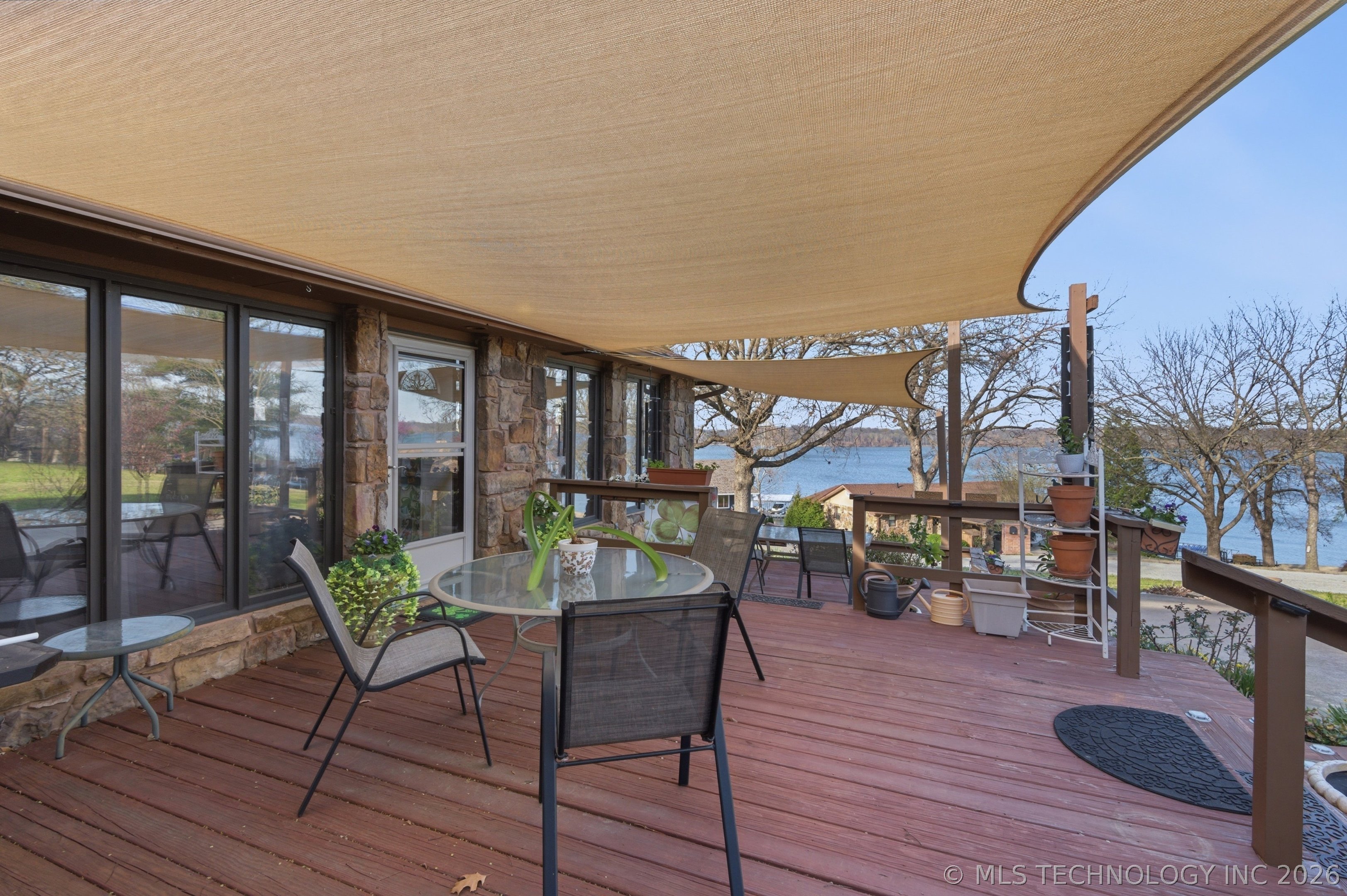 1504 Carey Drive Property Photo 6