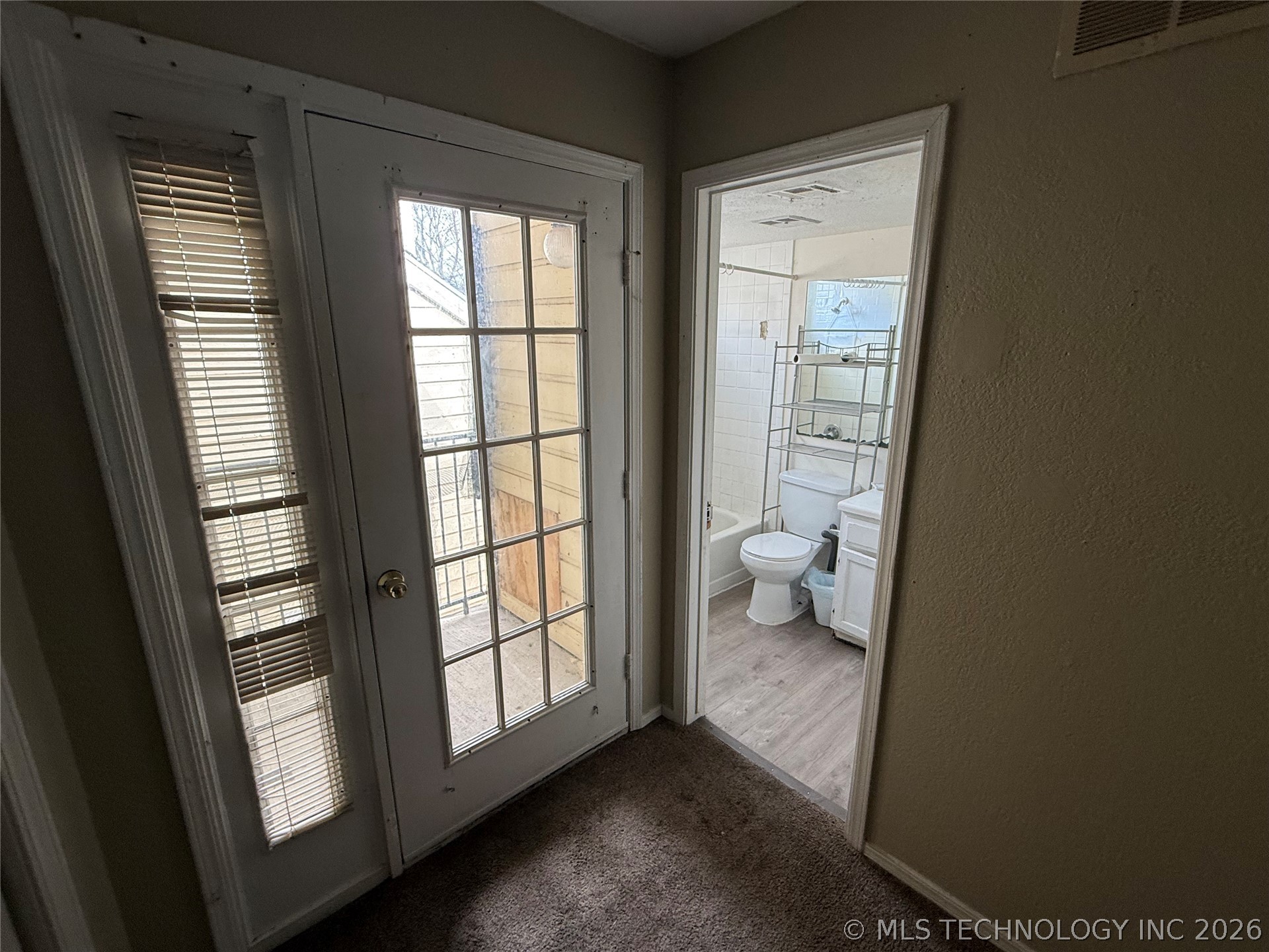 1808 E 66th Place D301 Property Photo 5