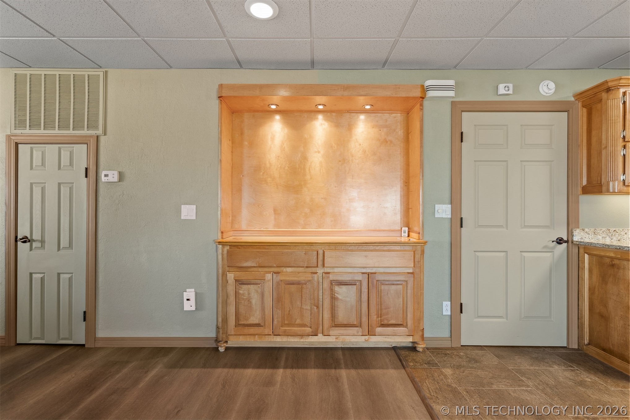 6222 Se 36th Avenue Property Photo 5