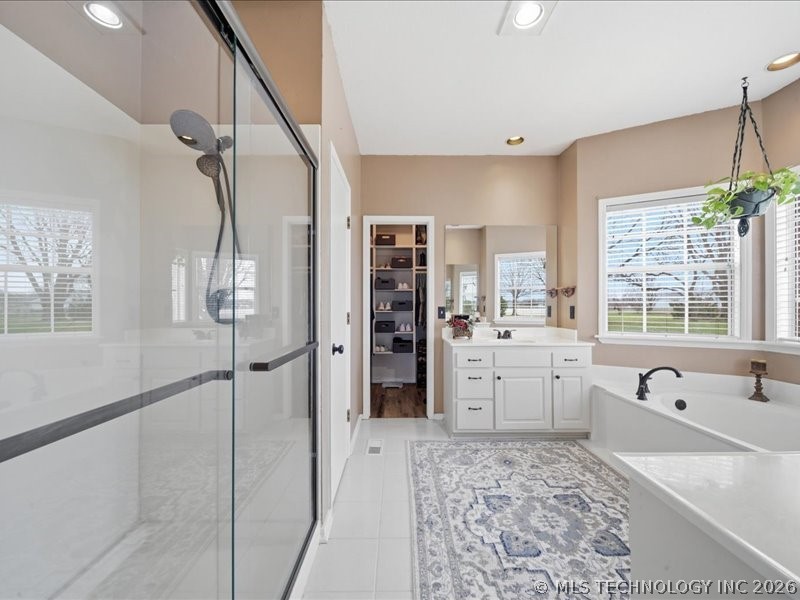 10761 N 155th East Avenue Property Photo 19