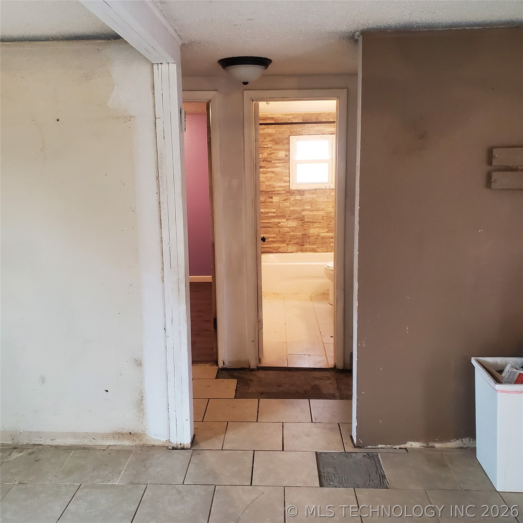 300 Se Johnson Property Photo 11