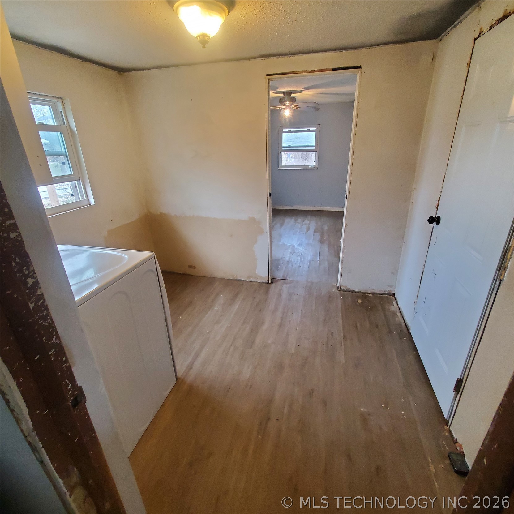 300 Se Johnson Property Photo 24