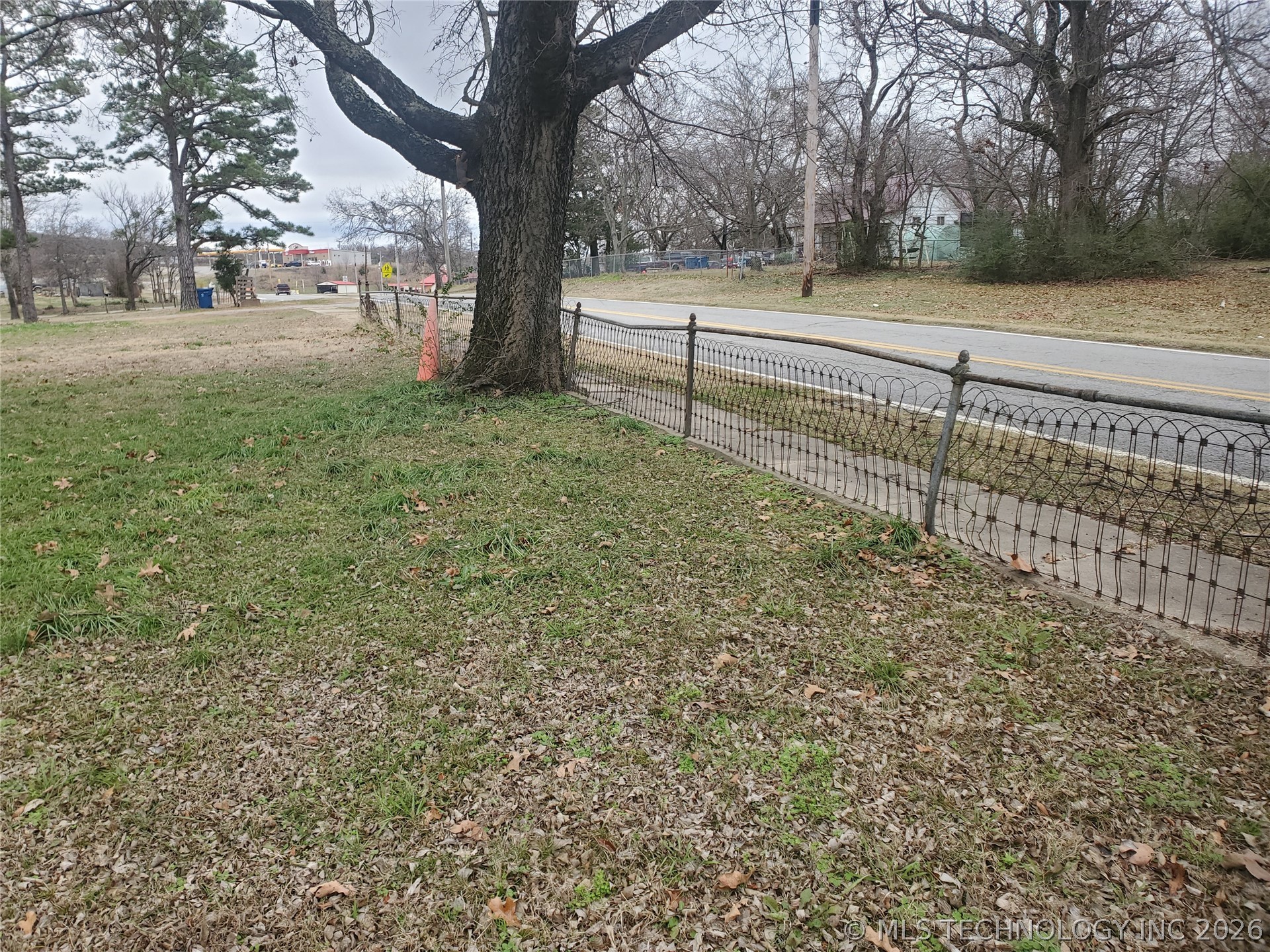 300 Se Johnson Property Photo 28