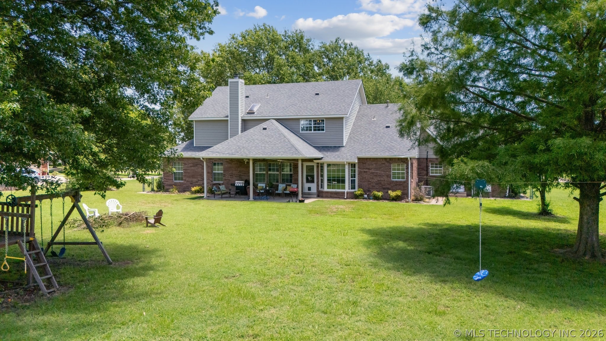 1805 Ne Oakridge Drive Property Photo 10