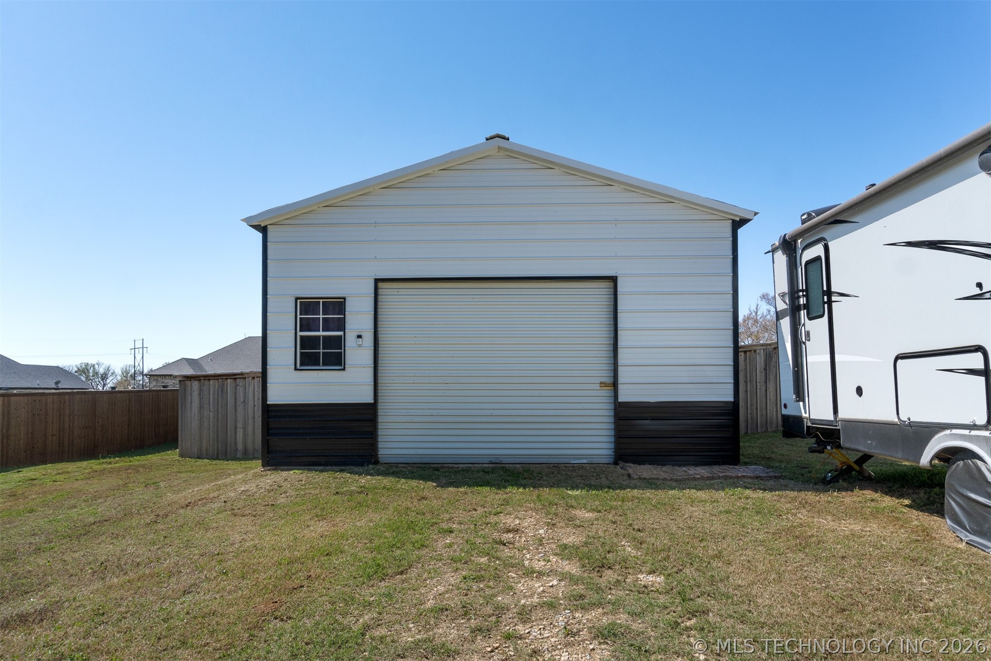 7353 Wilson Street Property Photo 5
