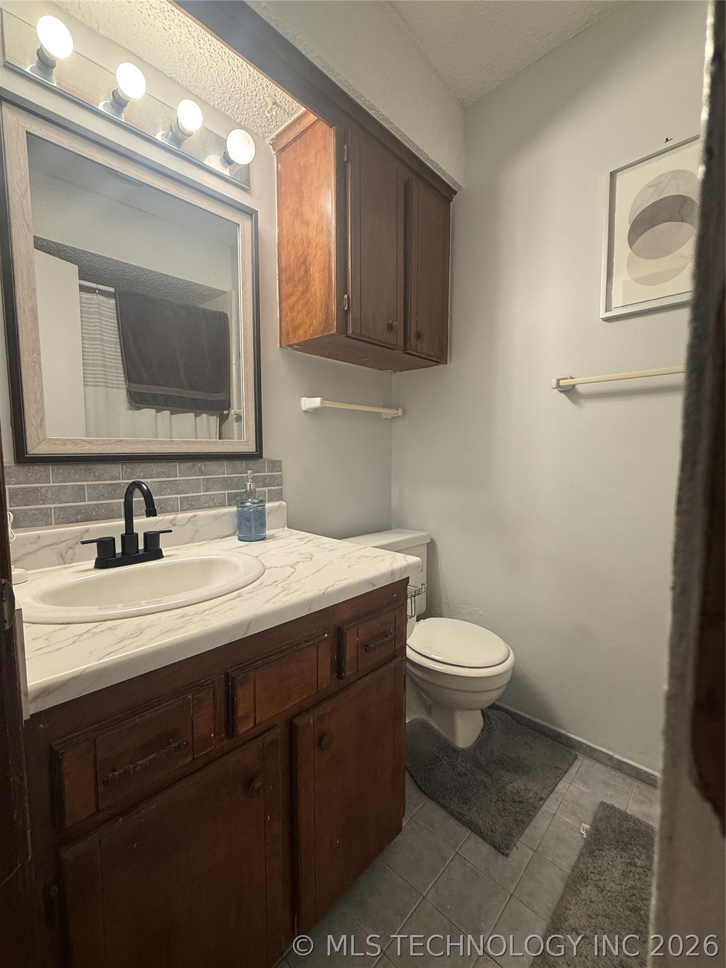 3229 S 214th East Avenue Property Photo 5