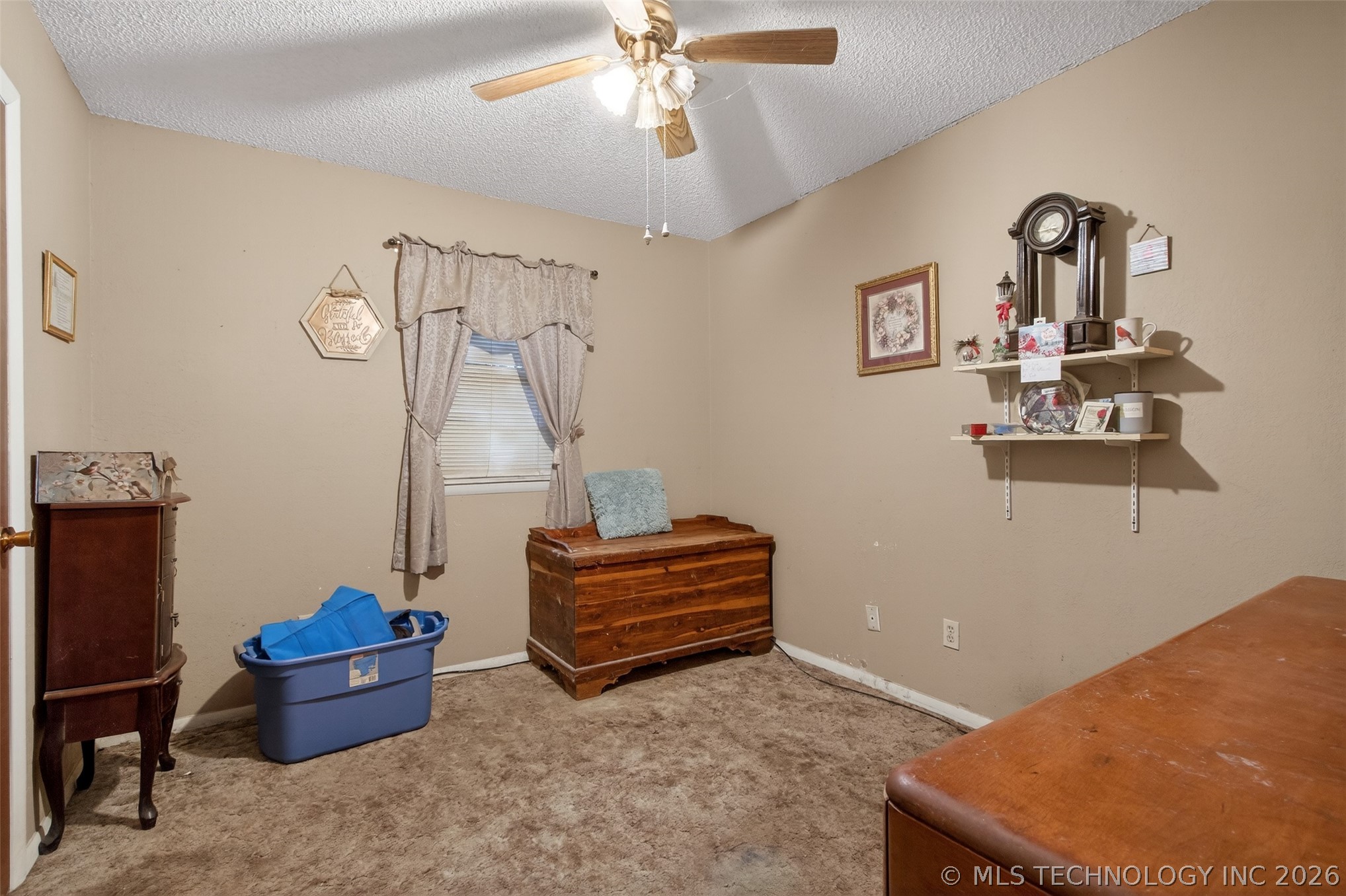 122 S Whitaker Street Property Photo 15
