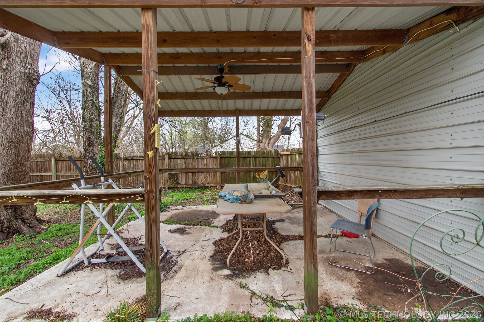 122 S Whitaker Street Property Photo 19