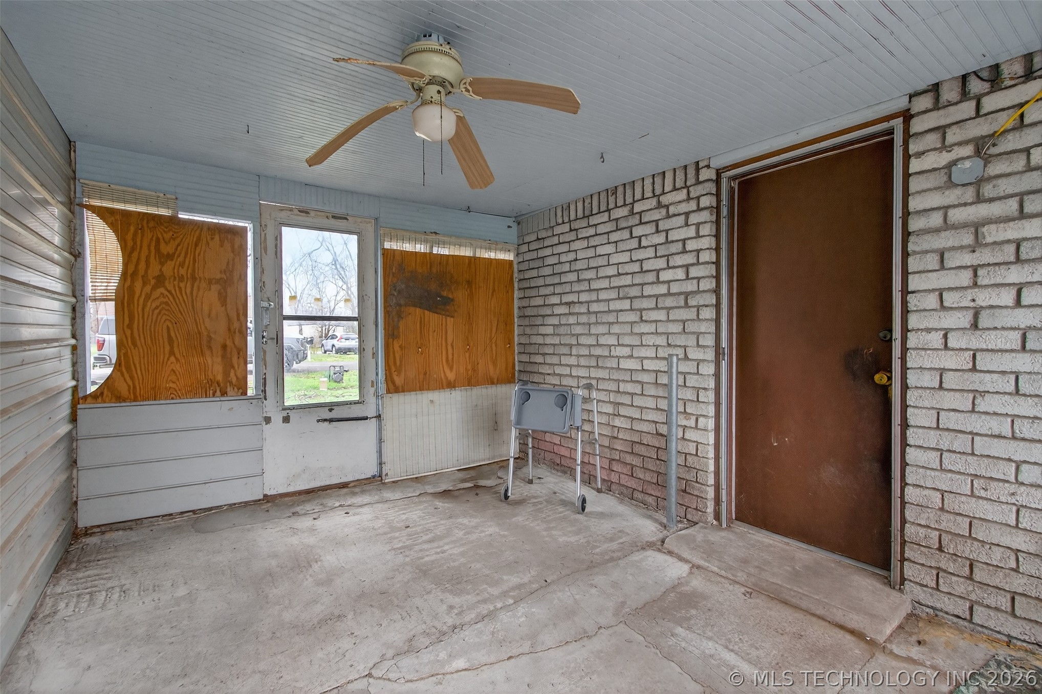 122 S Whitaker Street Property Photo 25