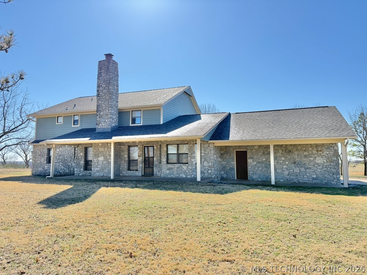 401421 W 1970 Drive Property Photo 1