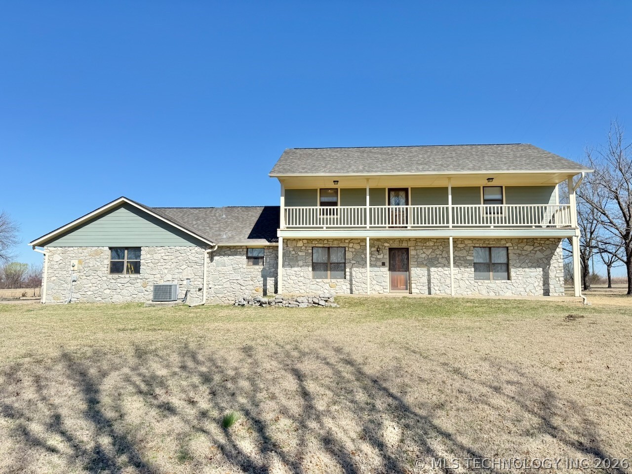 401421 W 1970 Drive Property Photo 3