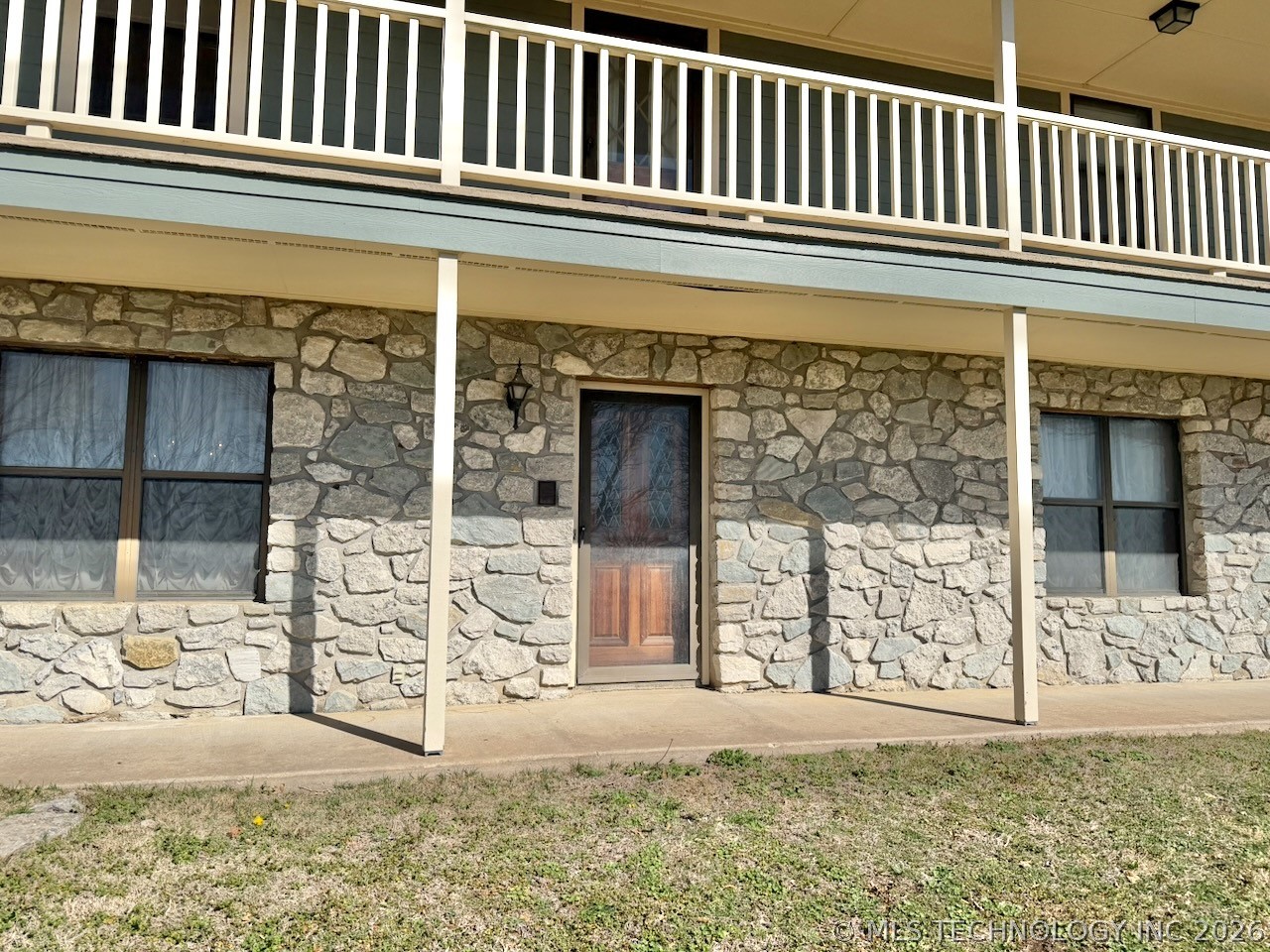 401421 W 1970 Drive Property Photo 4