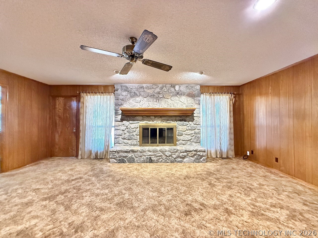 401421 W 1970 Drive Property Photo 15