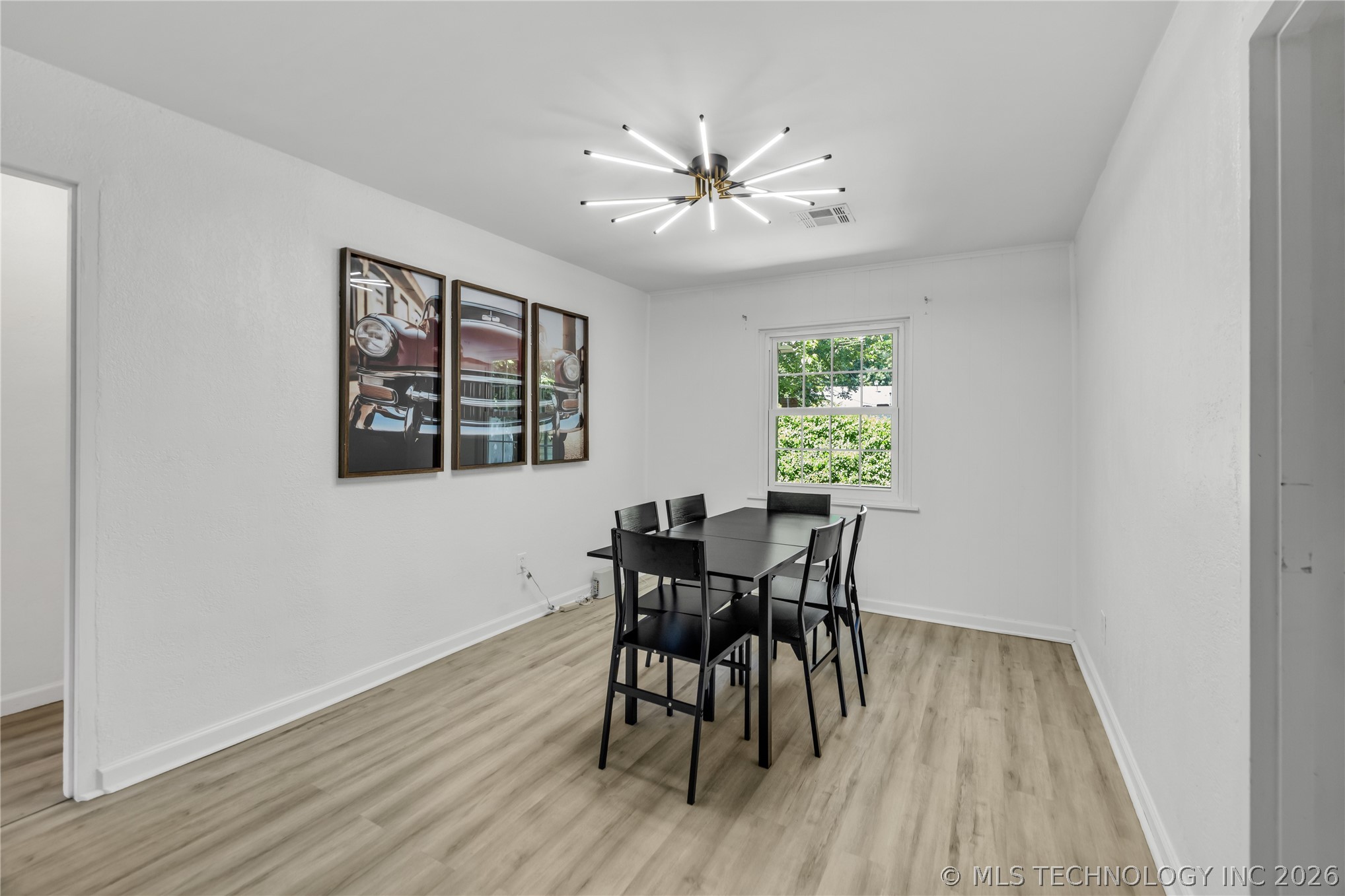 4828 S Madison Avenue Property Photo 5