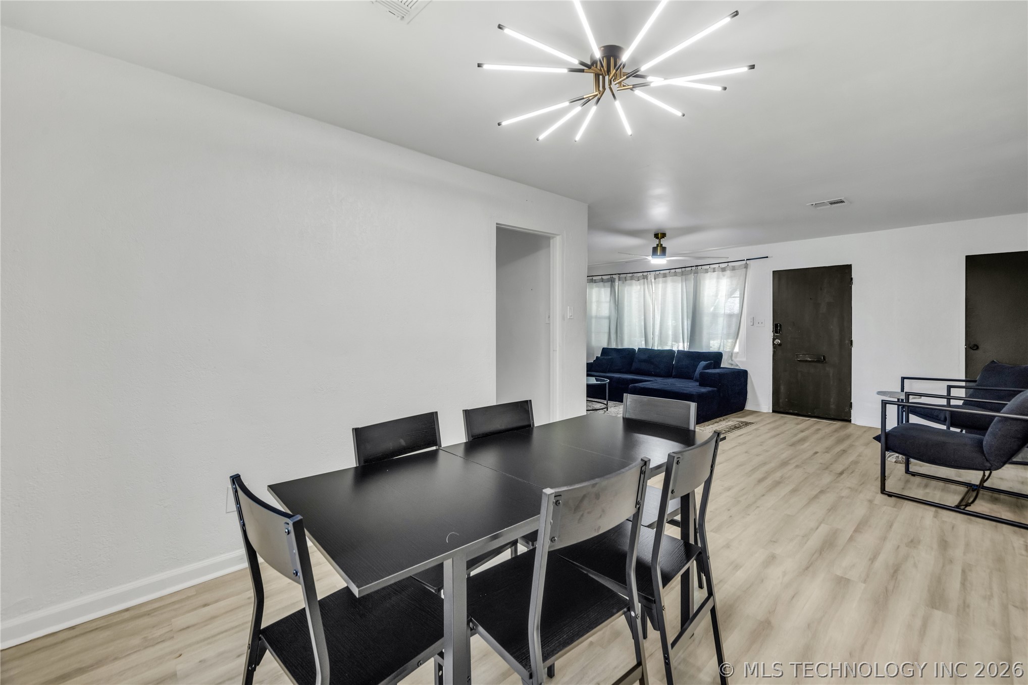 4828 S Madison Avenue Property Photo 7