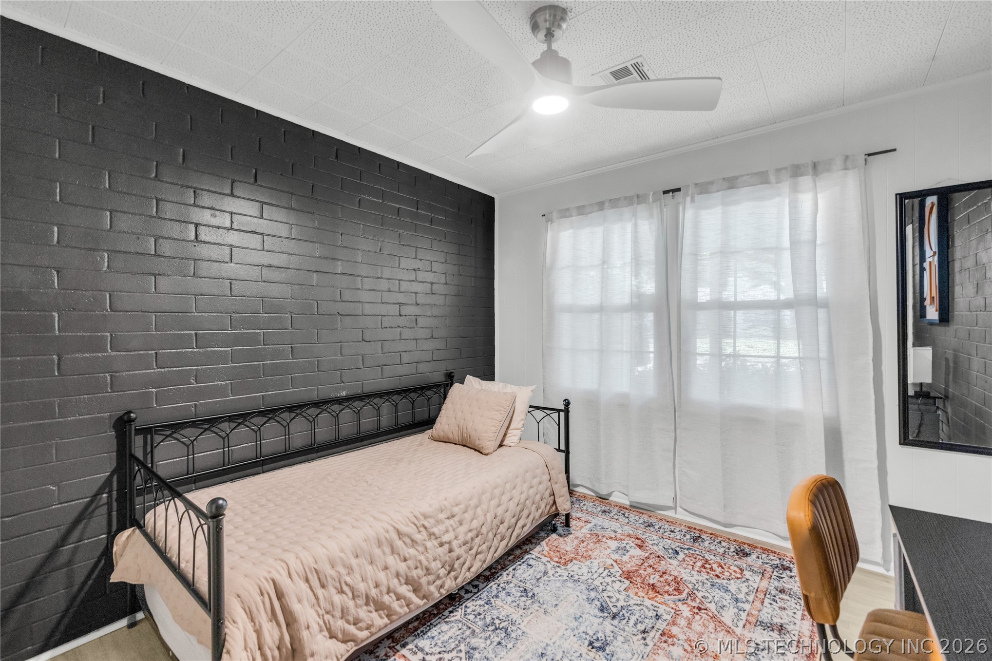 4828 S Madison Avenue Property Photo 13