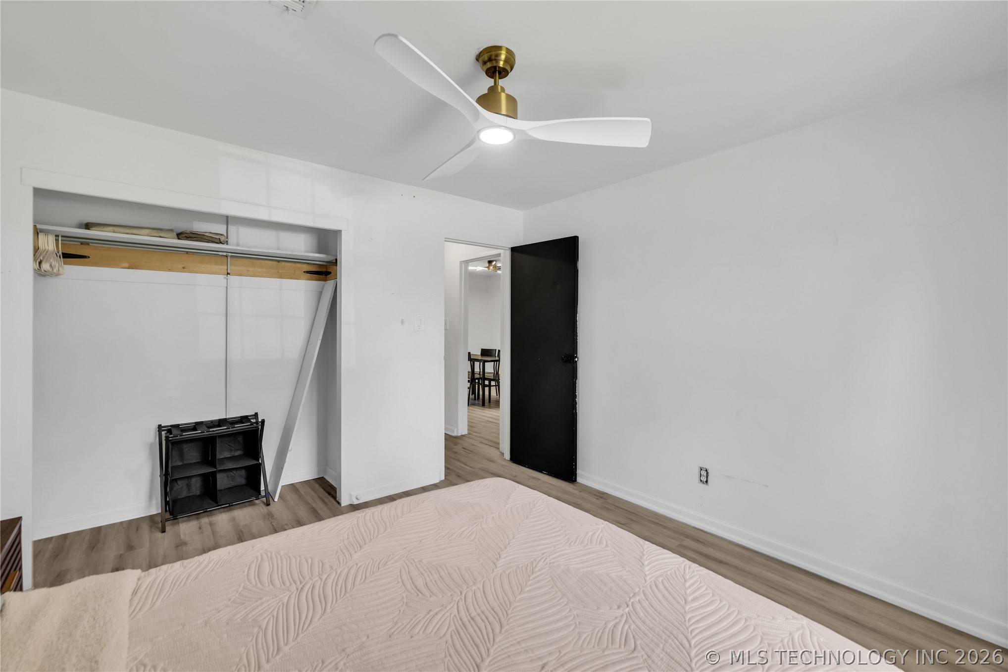 4828 S Madison Avenue Property Photo 19