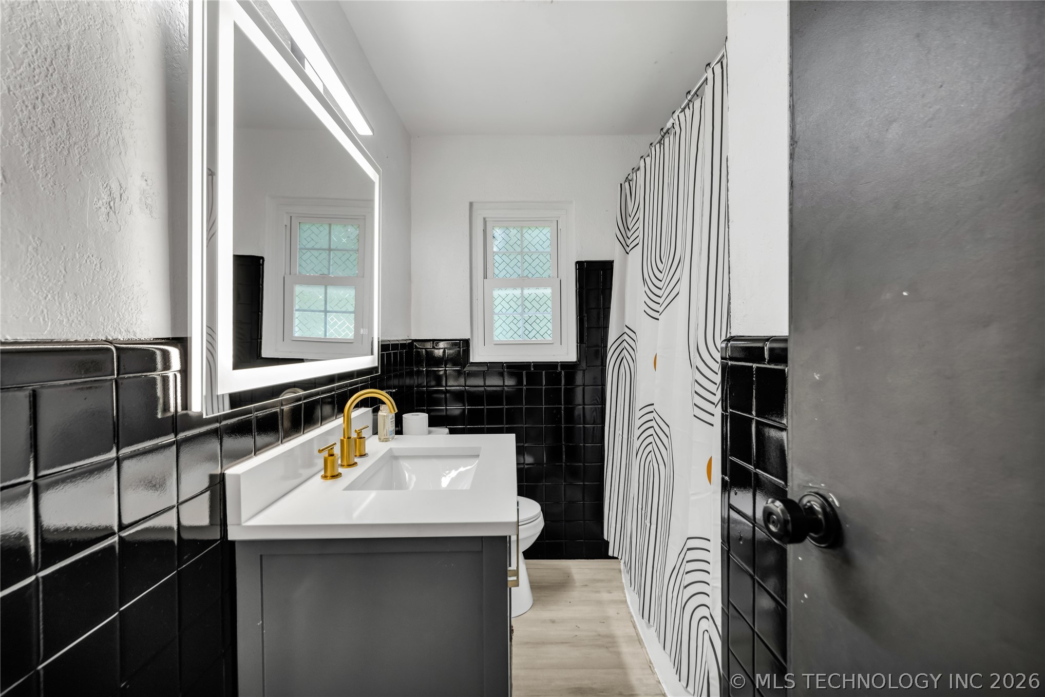 4828 S Madison Avenue Property Photo 21