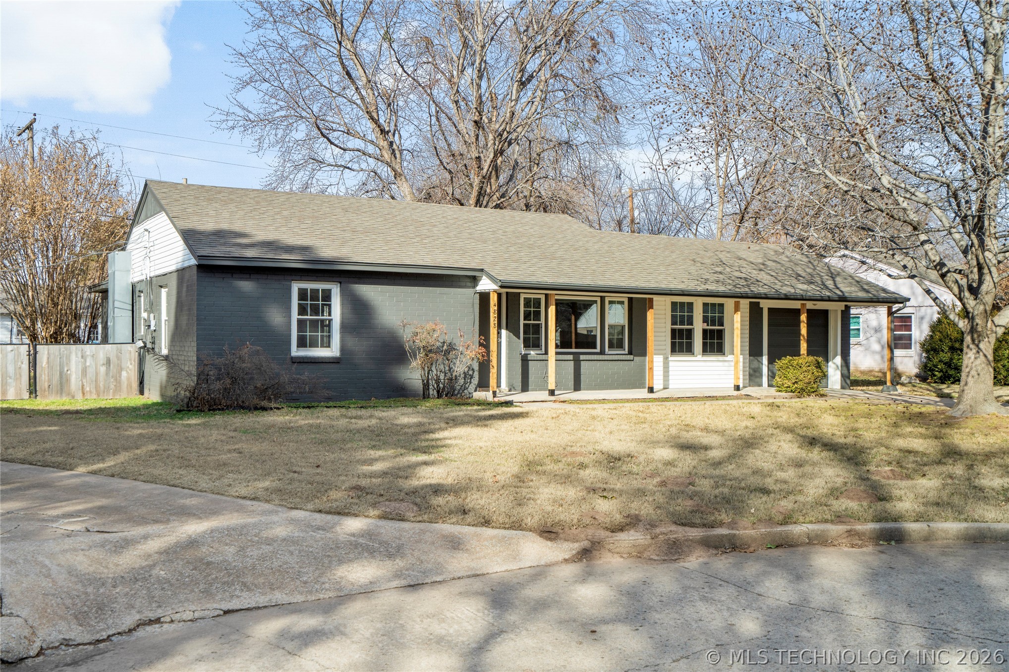 4828 S Madison Avenue Property Photo 26