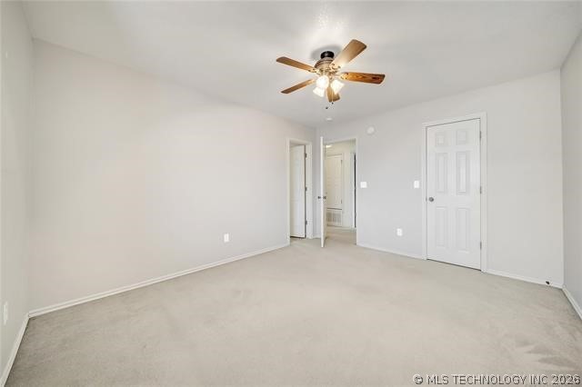 2449 S Tamarack Avenue Property Photo 19