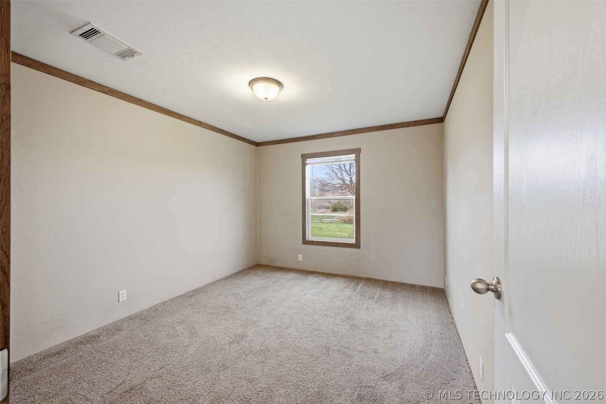 703 E Clyde Property Photo 19
