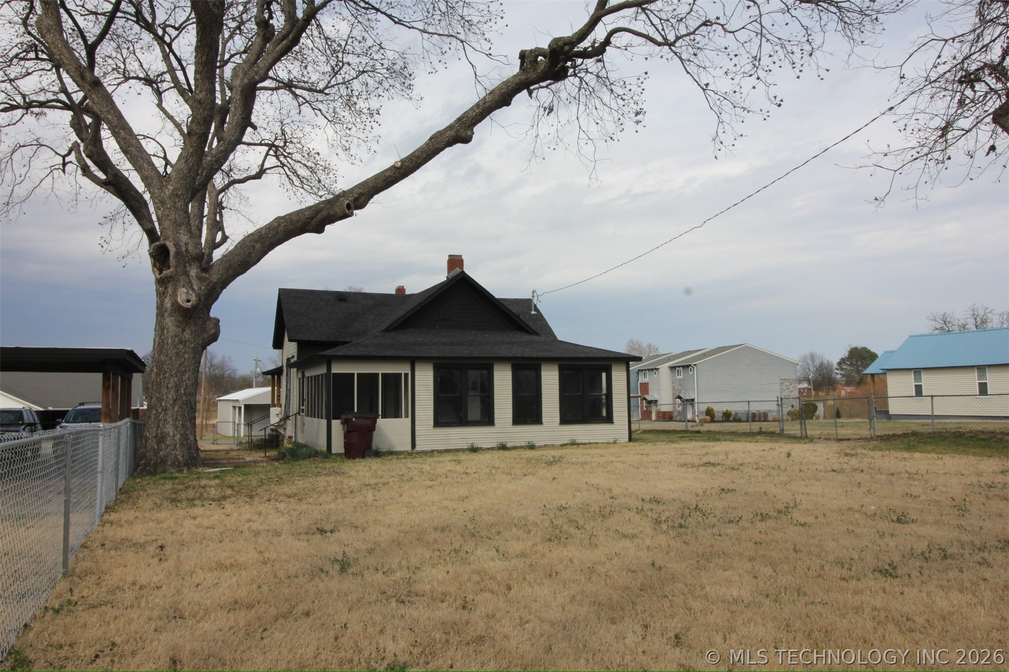 220 Belt Avenue Property Photo 2