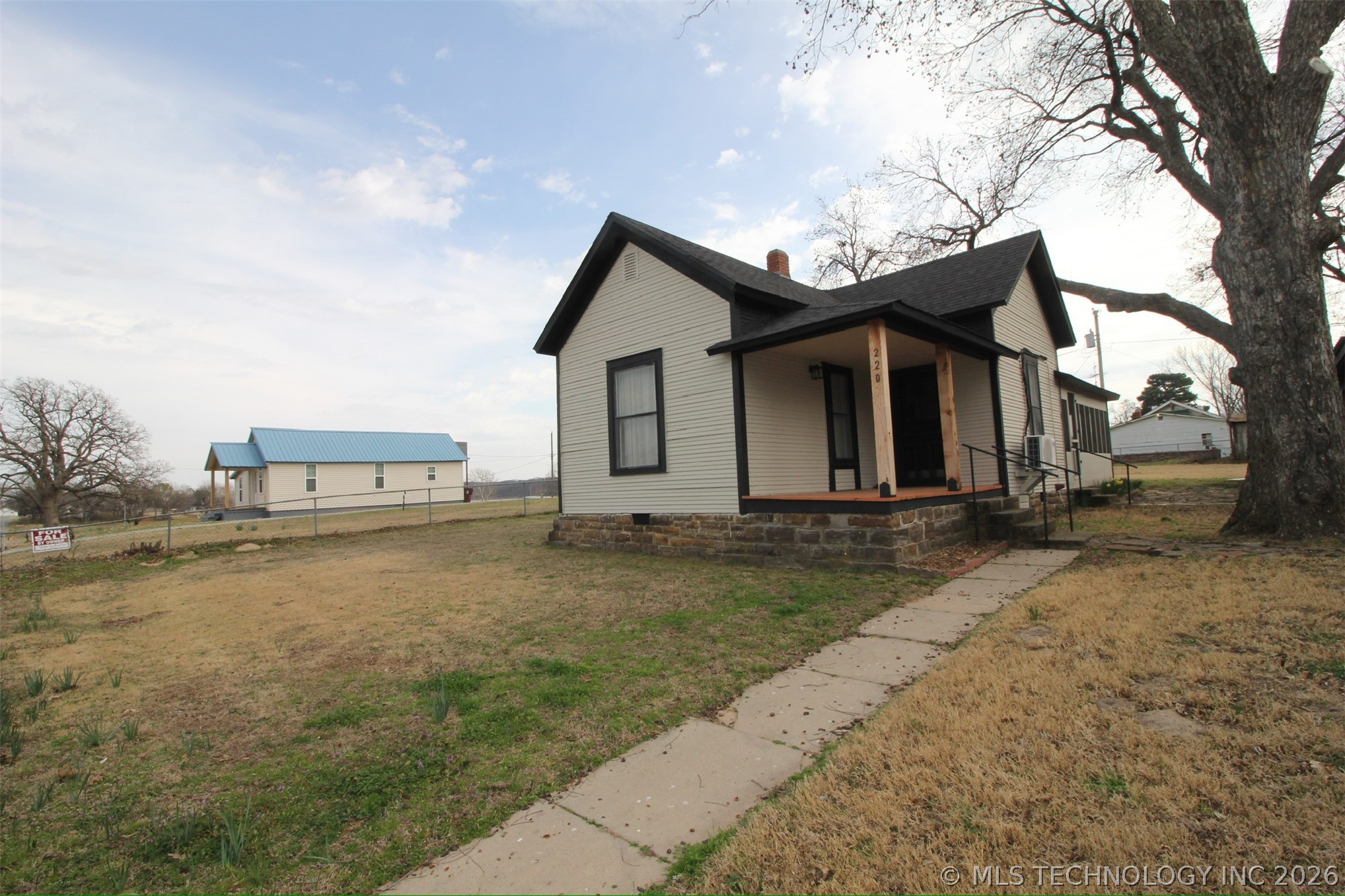 220 Belt Avenue Property Photo 6