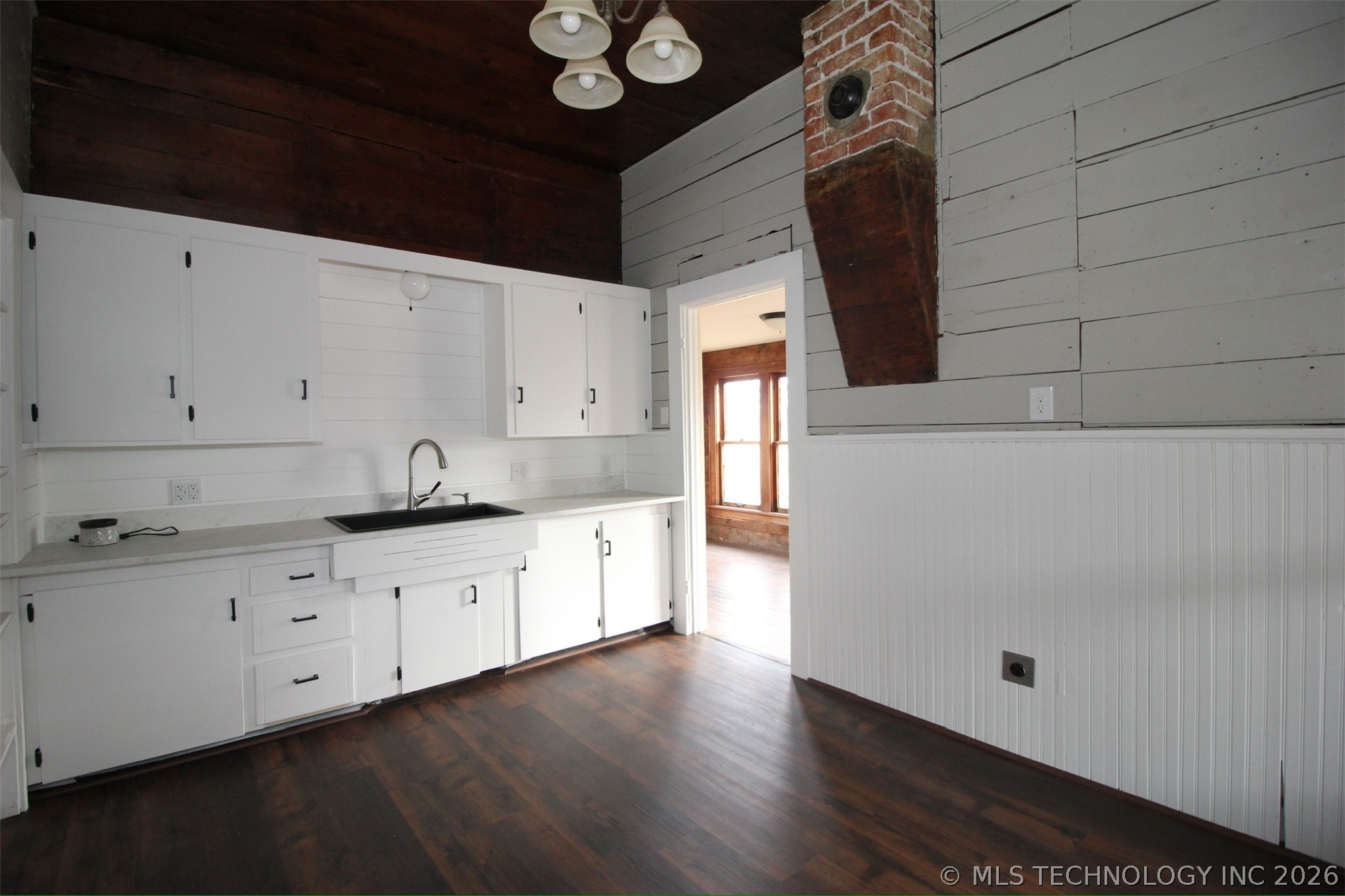 220 Belt Avenue Property Photo 18