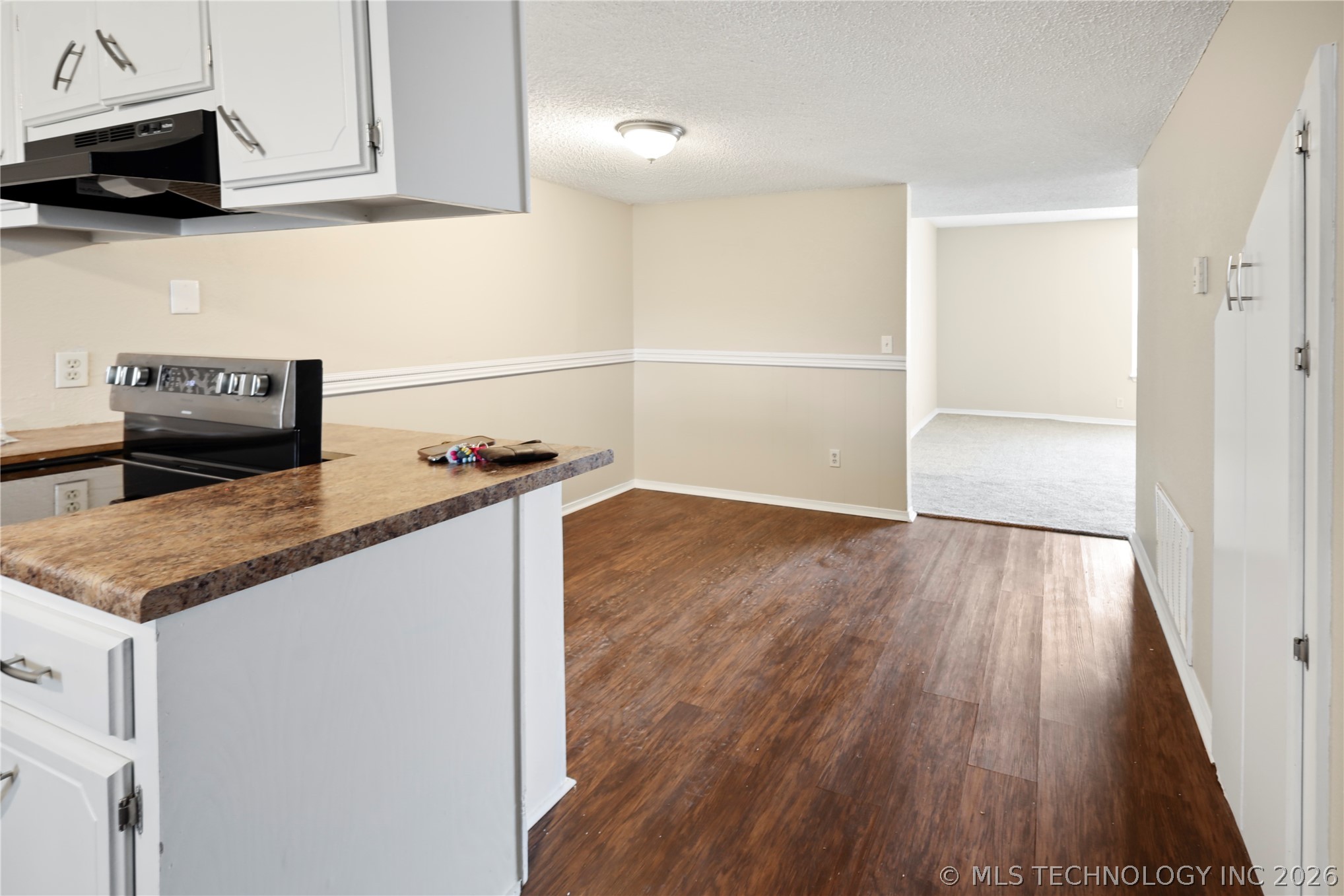 28 W Goodykoontz Avenue Property Photo 5