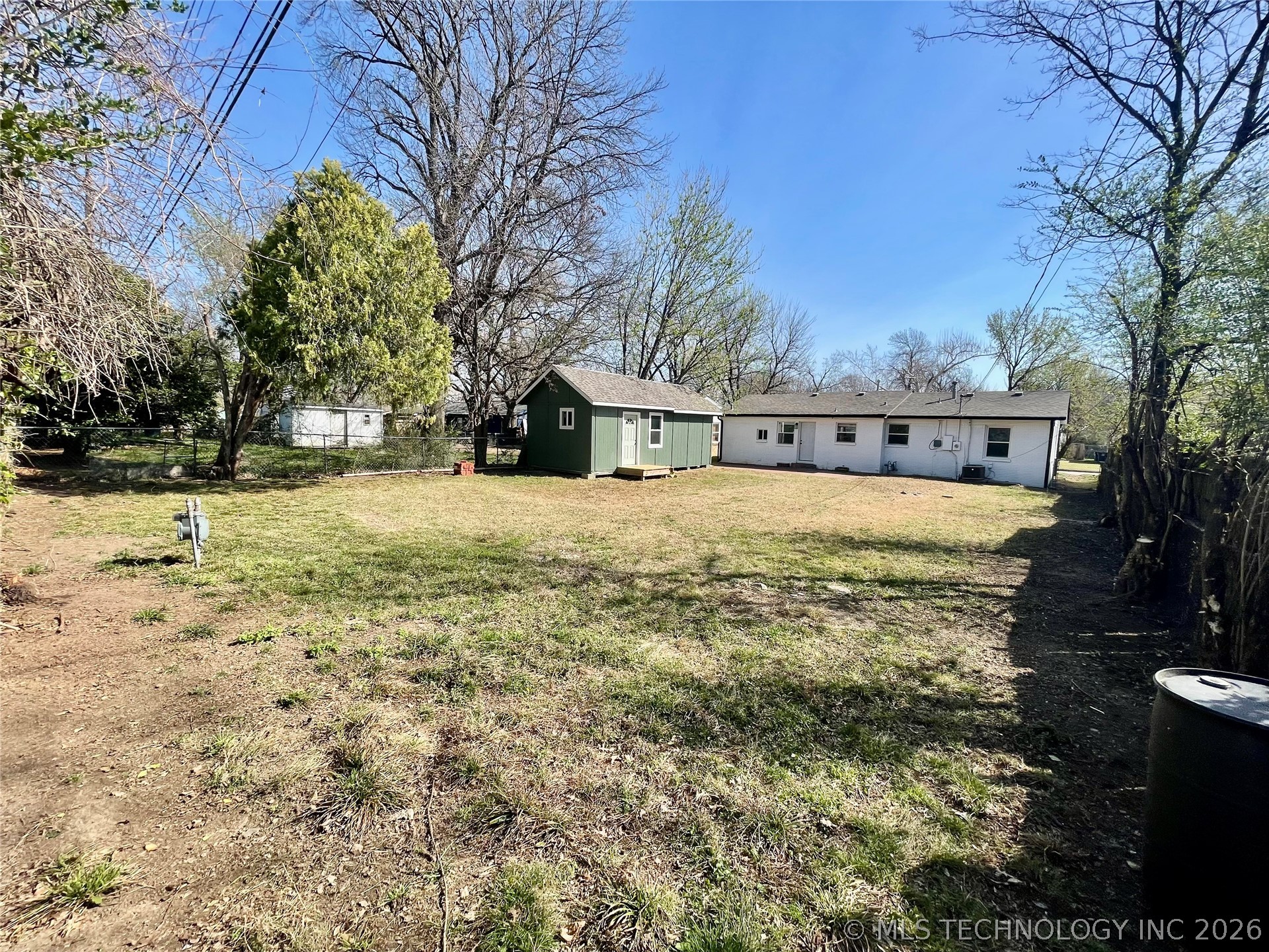 1834 S Hudson Avenue Property Photo 25