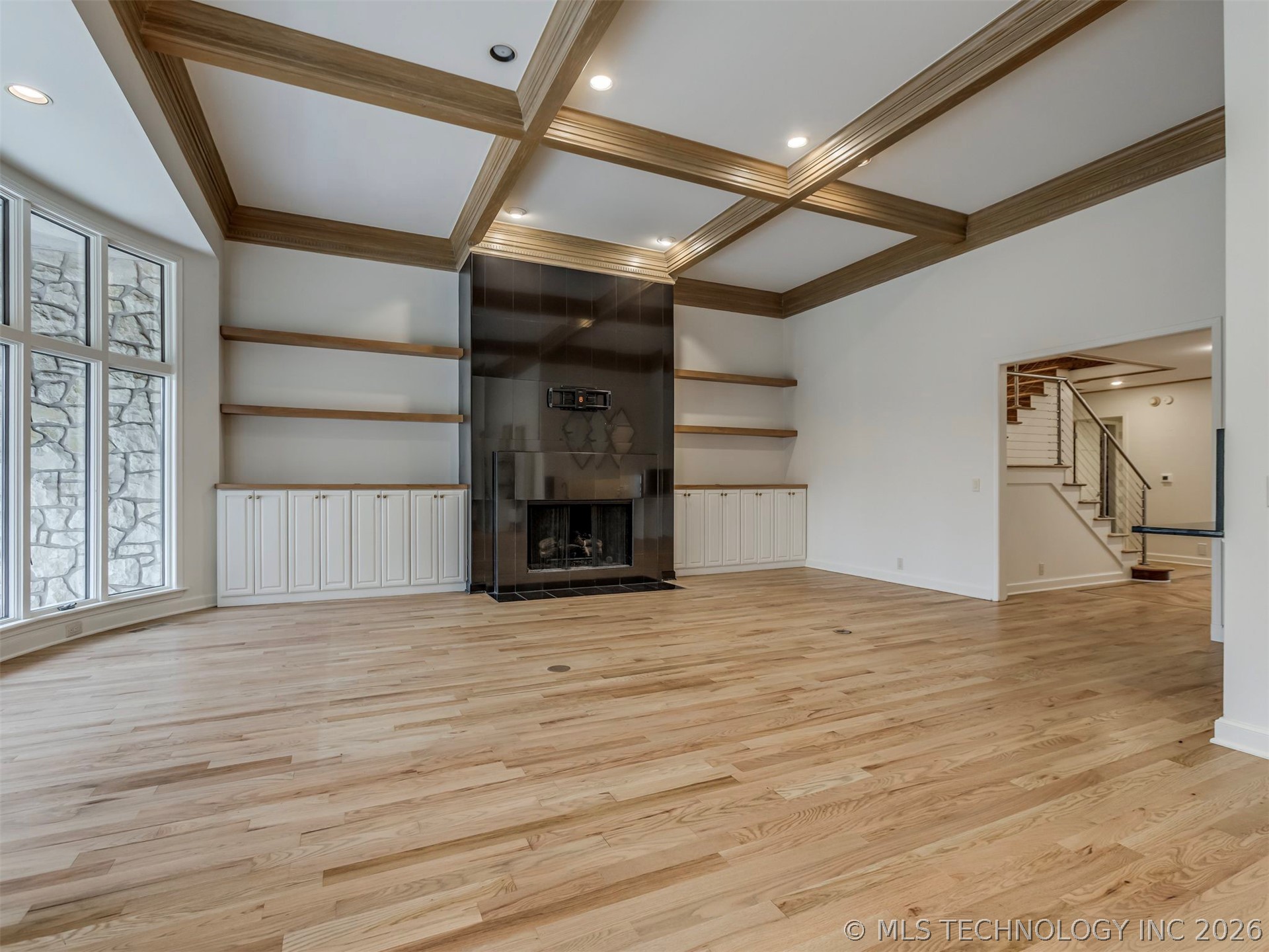 7426 S Gary Place Property Photo 5