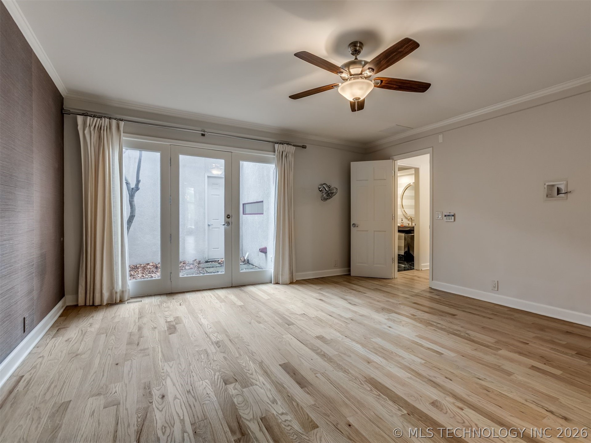 7426 S Gary Place Property Photo 18