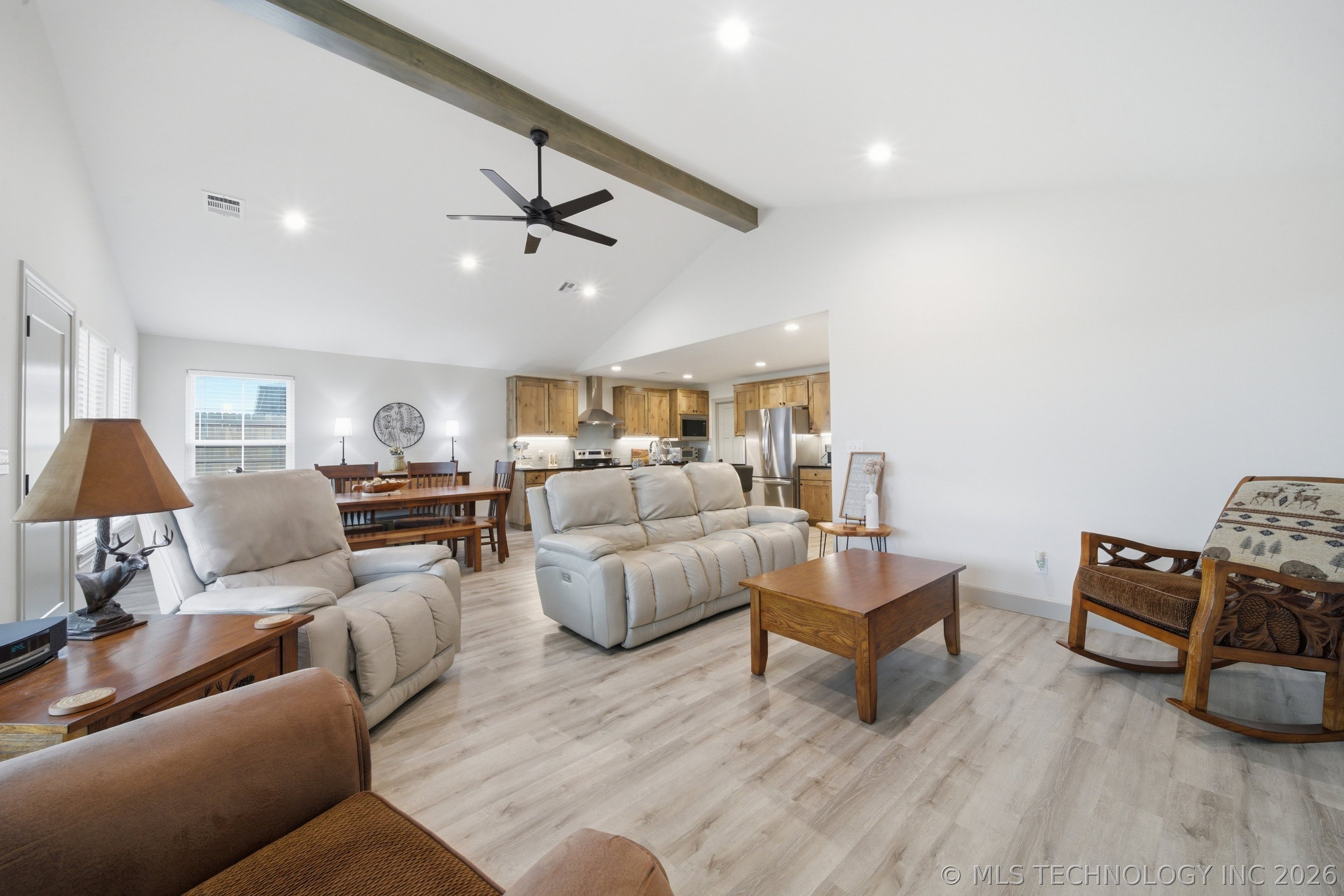 5820 Coldspring Lane Property Photo 11