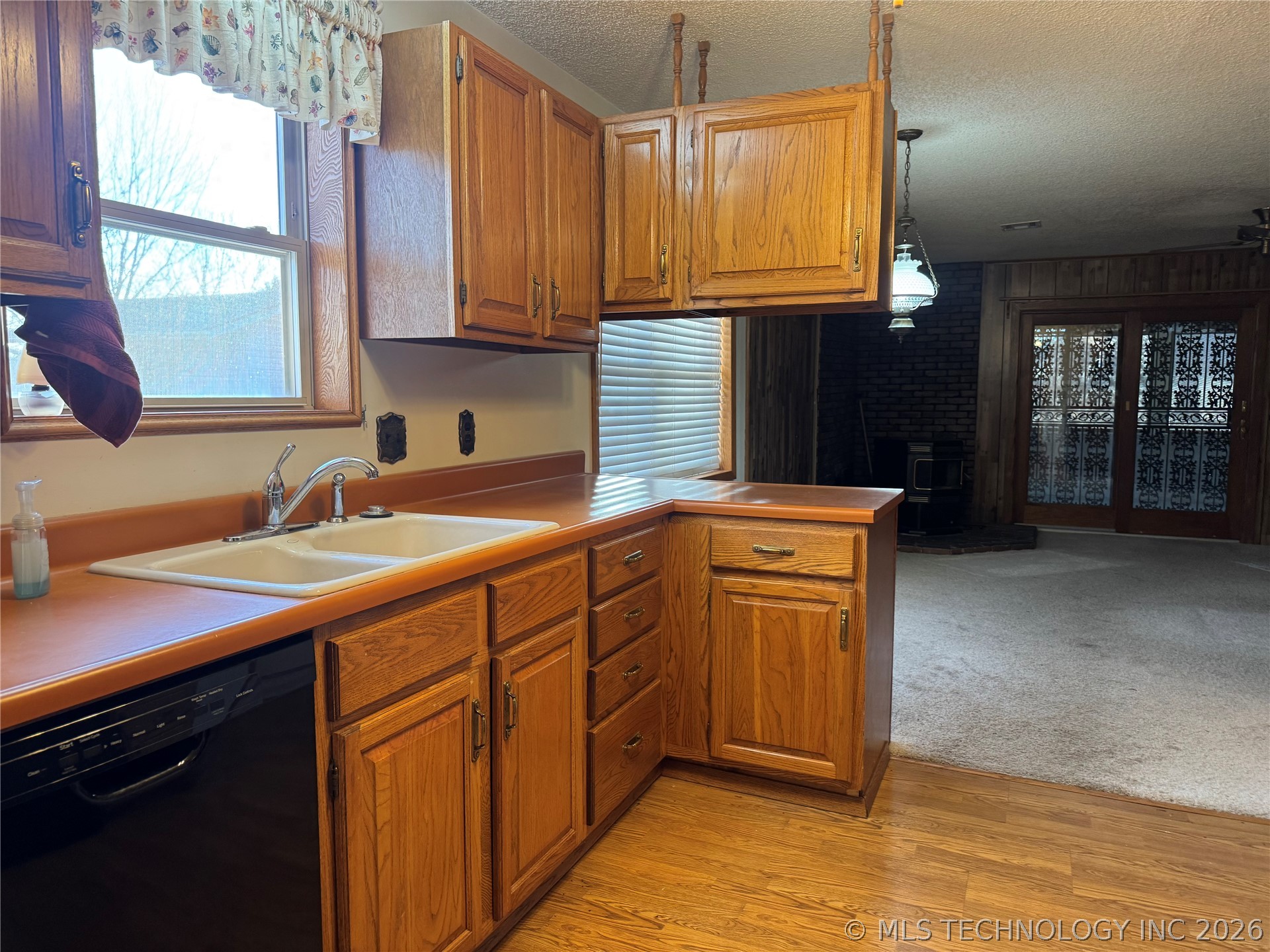 518 Fox Run Court Property Photo 12