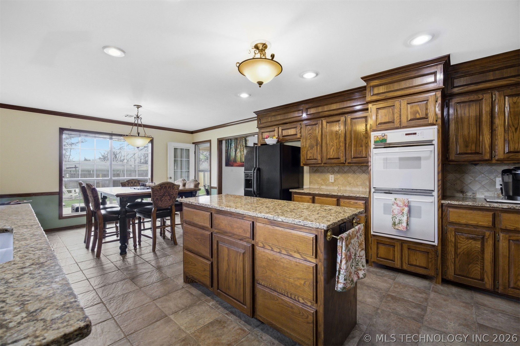 2803 Haskell Boulevard Property Photo 10