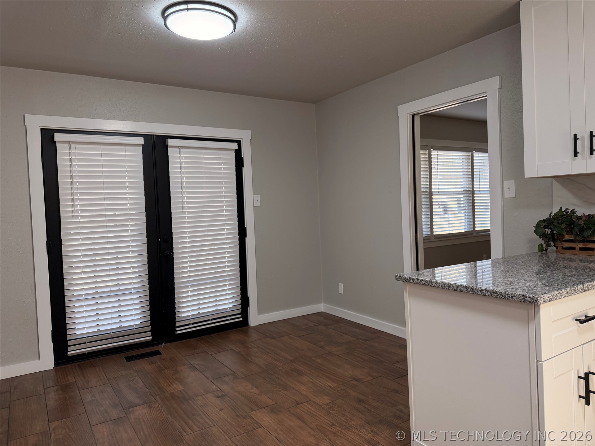 2516 Dakota Avenue Property Photo 9