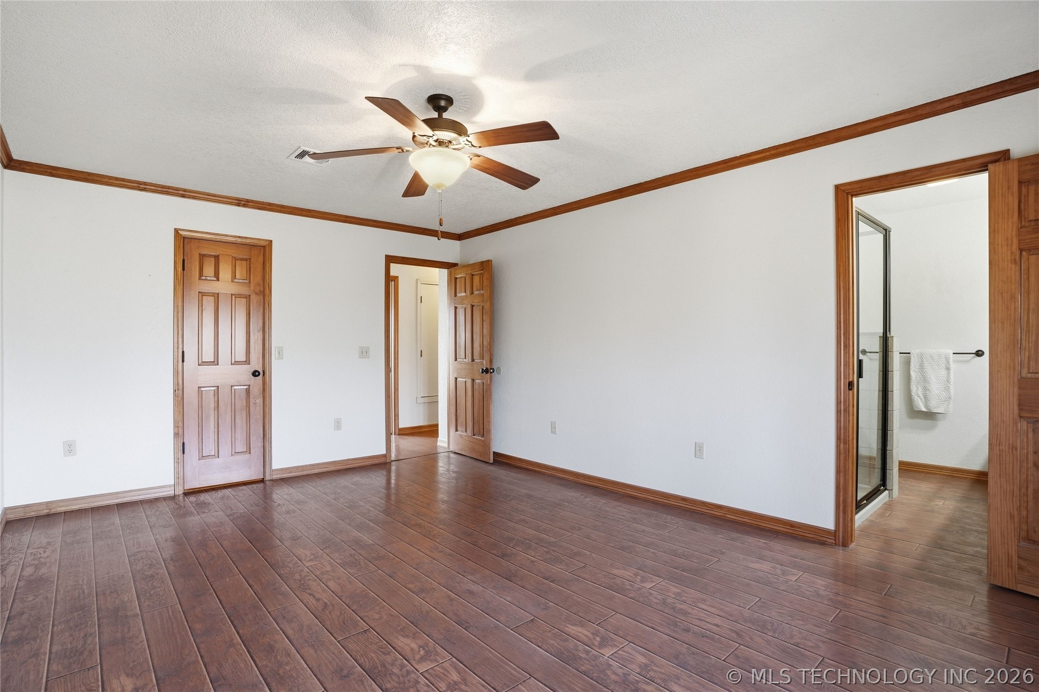 1607 Kingsway Street Property Photo 24