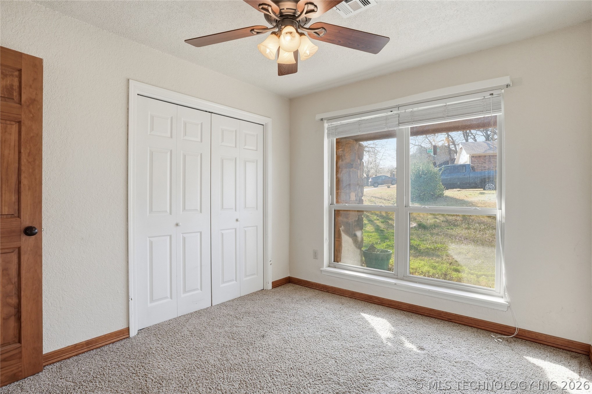 1607 Kingsway Street Property Photo 35