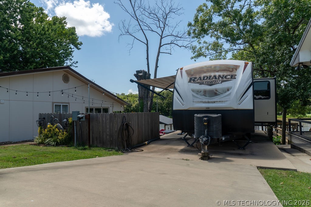 1064 Lakeside Drive Property Photo 34