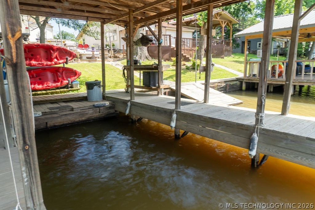 1064 Lakeside Drive Property Photo 42