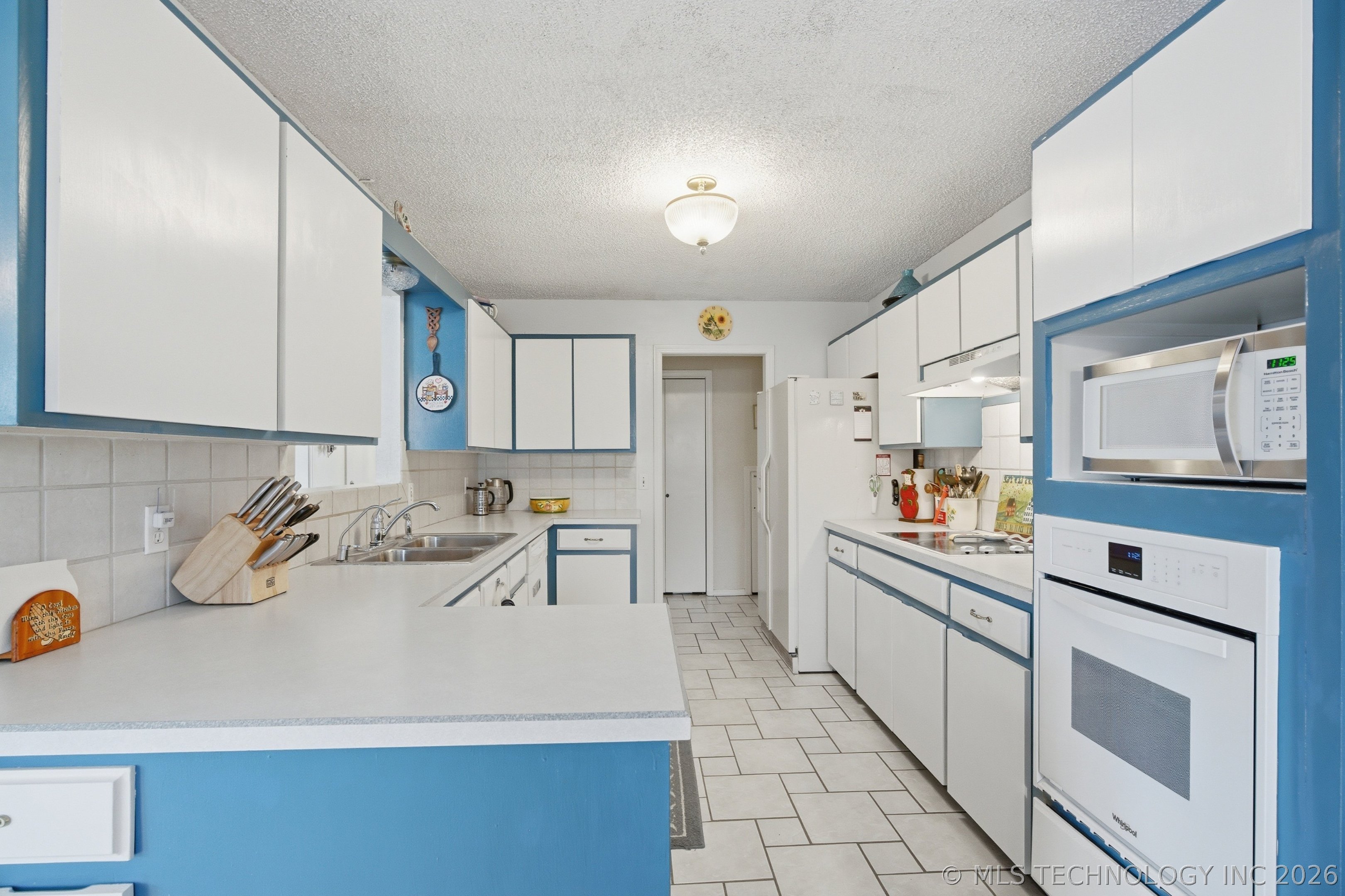 8714 S 69th East Avenue Property Photo 14