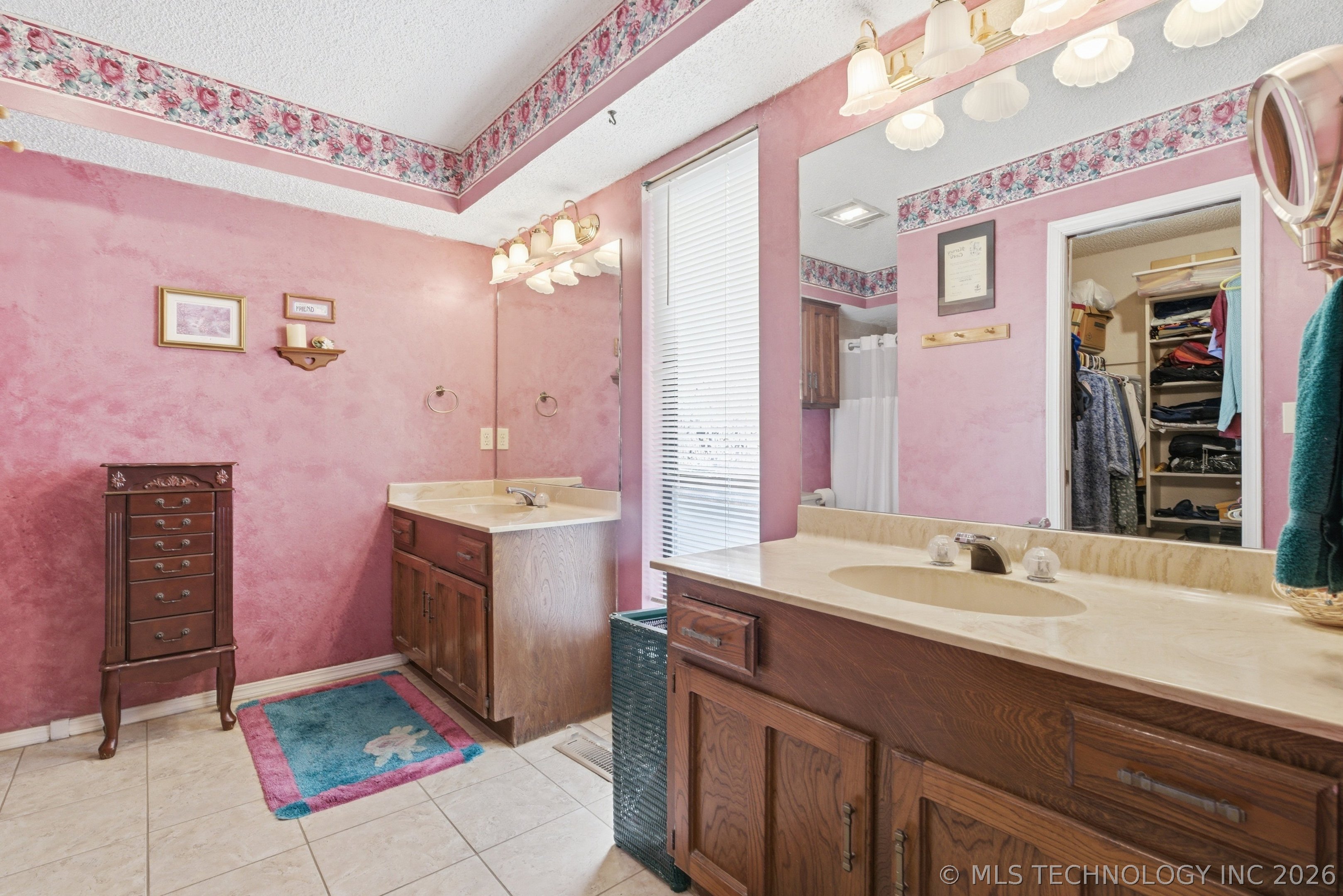 8714 S 69th East Avenue Property Photo 20