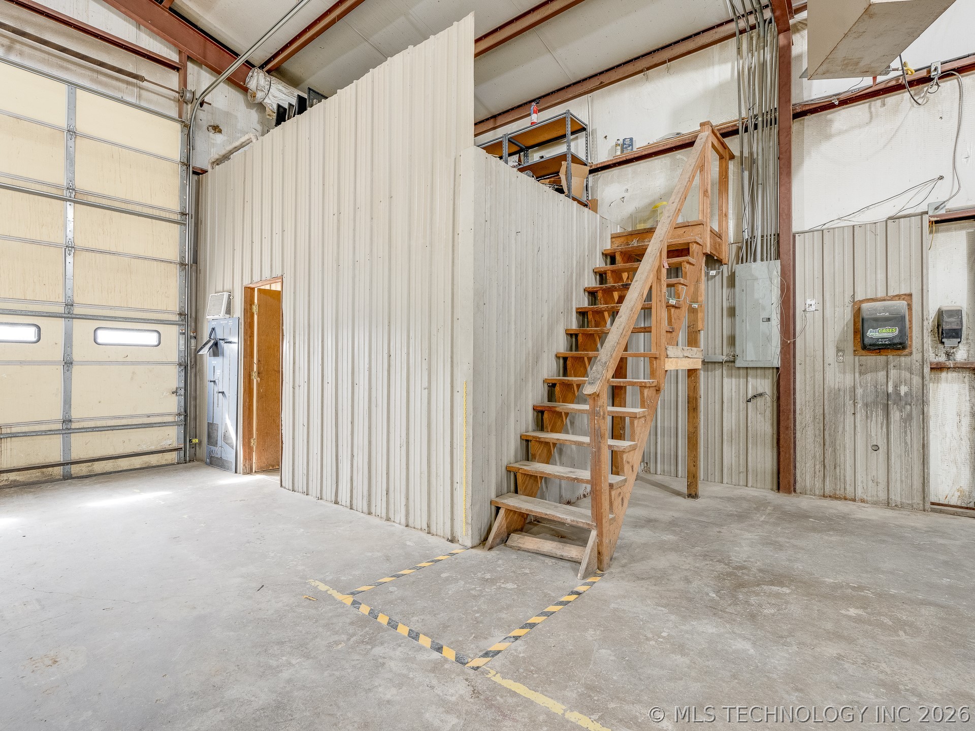 122 N Hickory Street Property Photo 10
