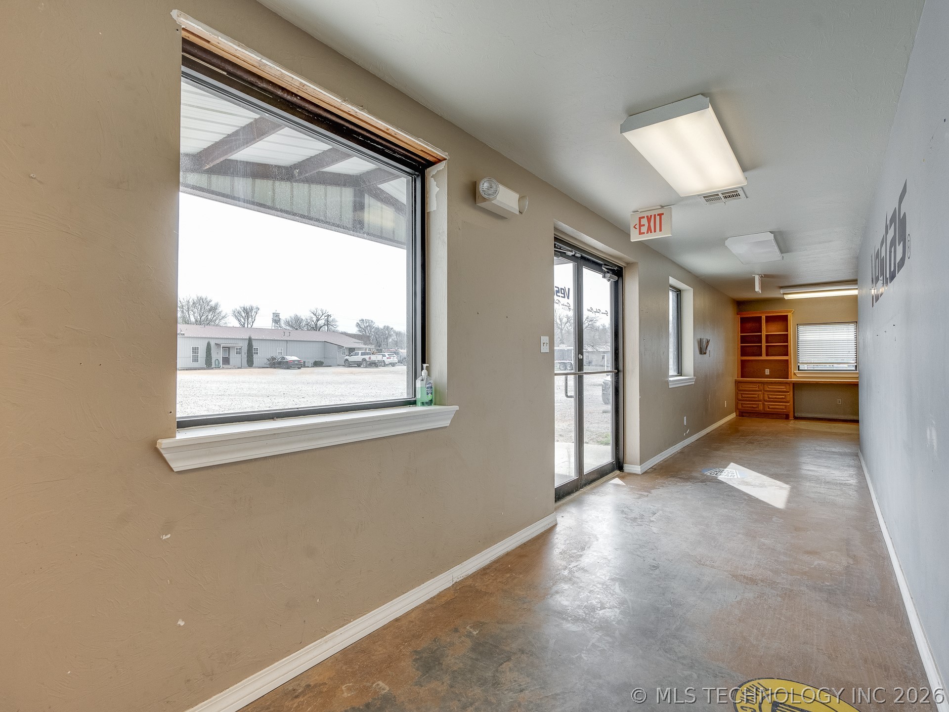 122 N Hickory Street Property Photo 25