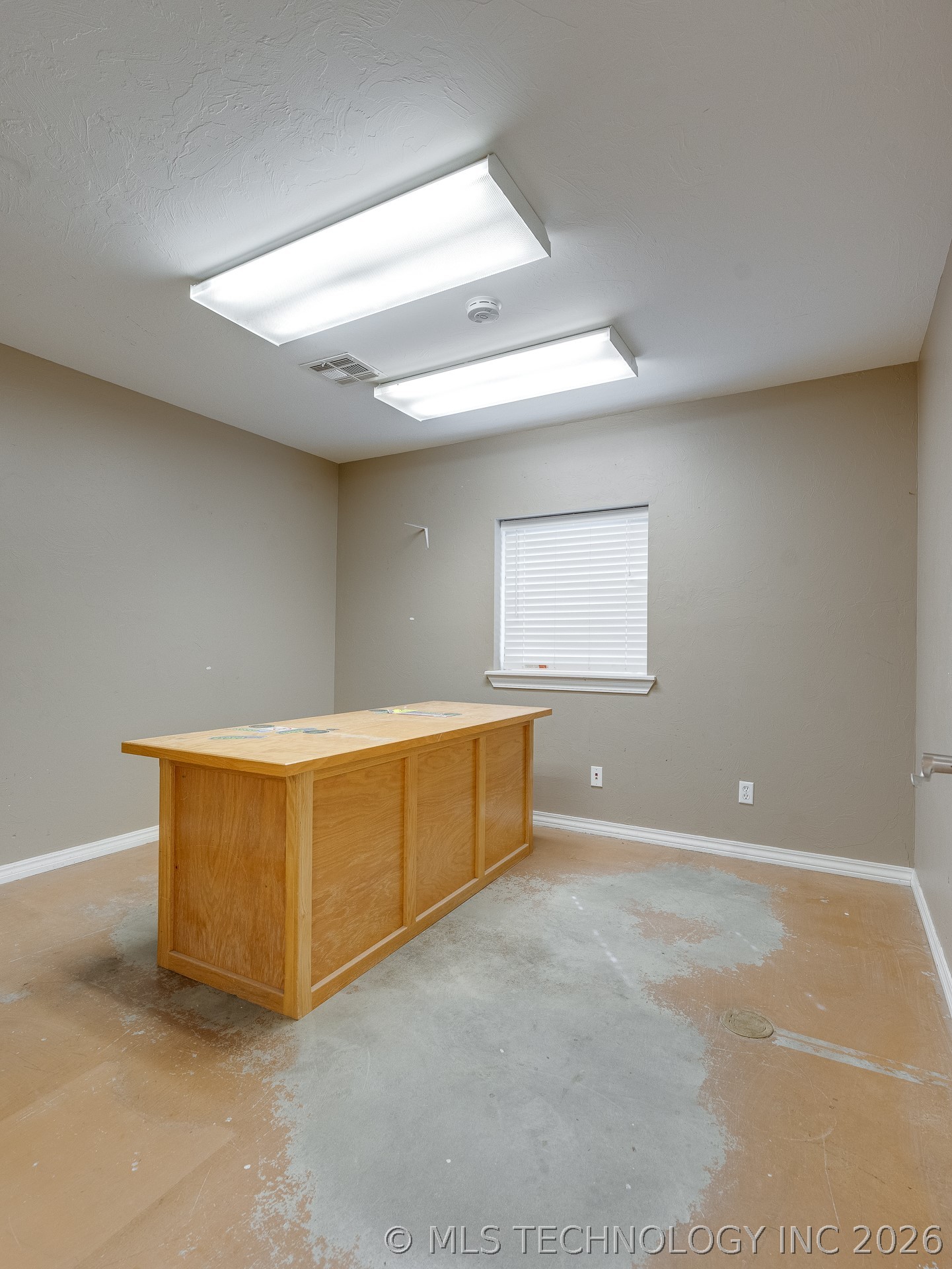122 N Hickory Street Property Photo 32