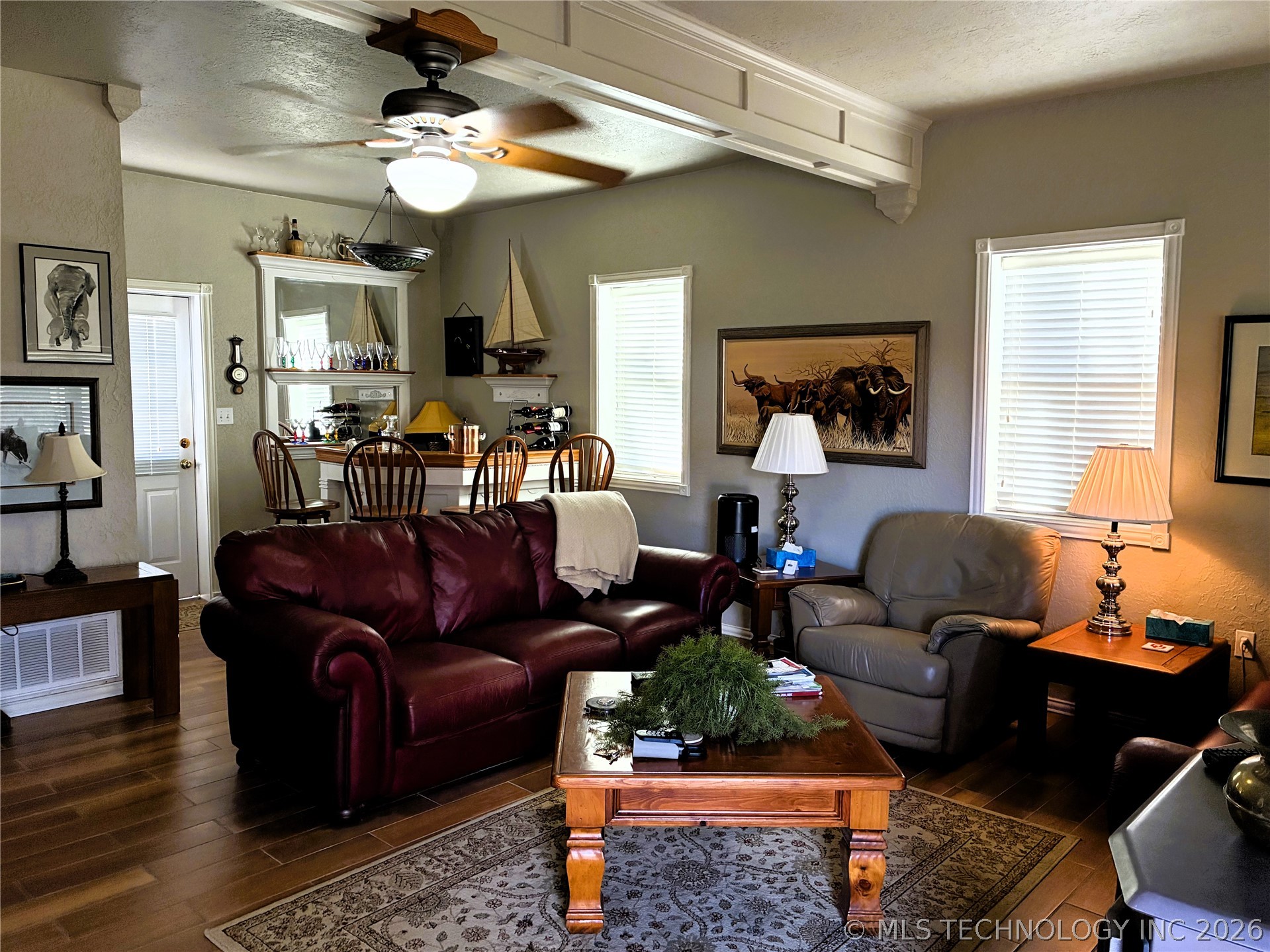 8861 Apple Street Property Photo 4