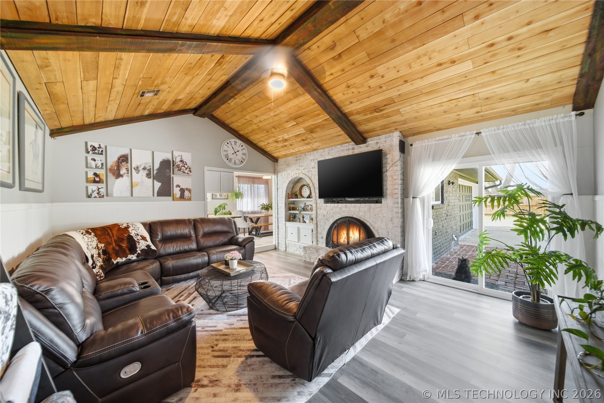 7071 E 53rd Street Property Photo 8