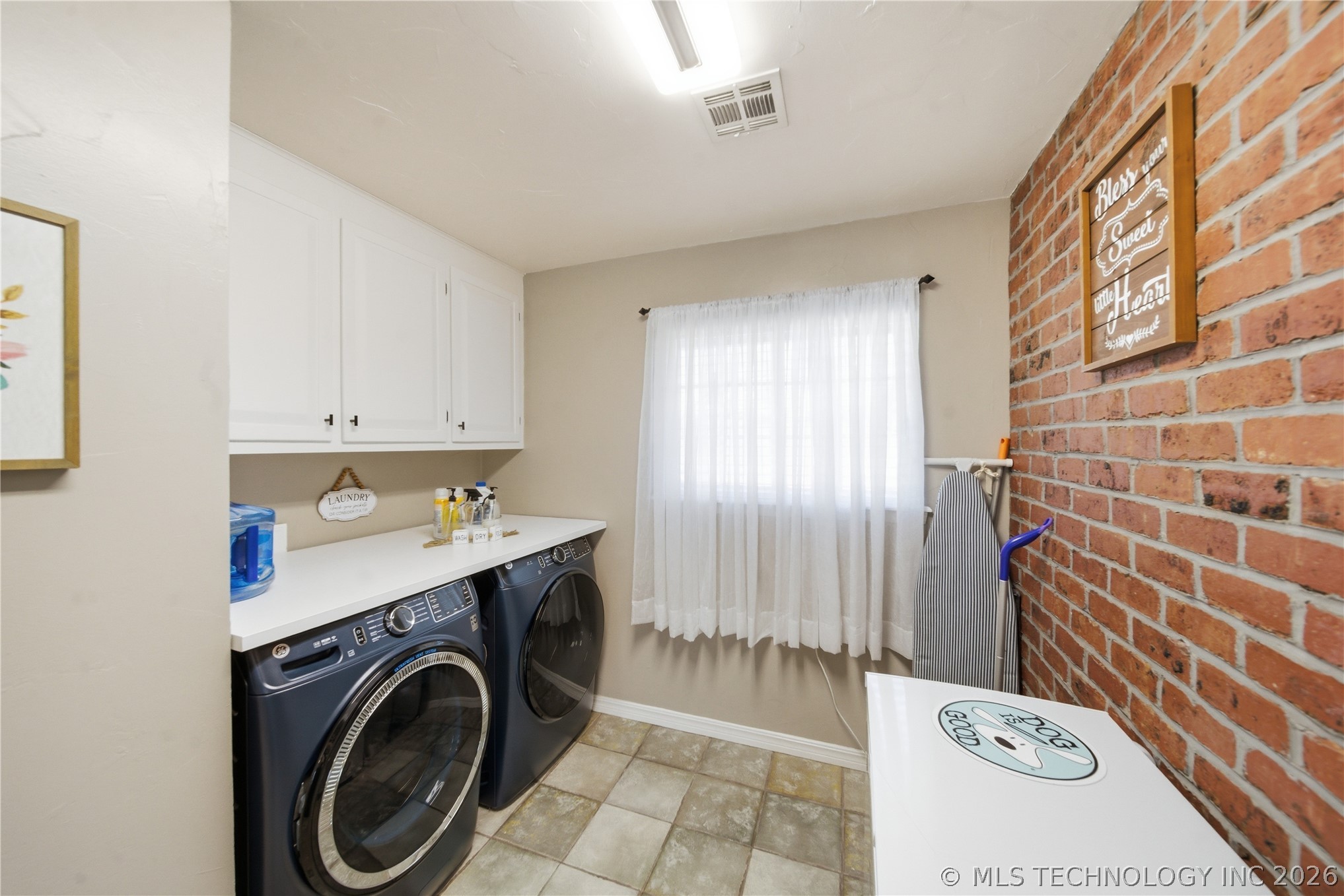 7071 E 53rd Street Property Photo 23